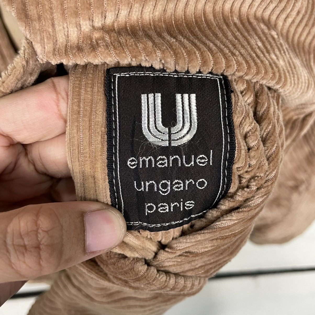 Emanuel Ungaro Emanuel Ungaro Paris Corduroy Reversible Jacket Size US M / EU 48-50 / 2 - 18 Thumbnail