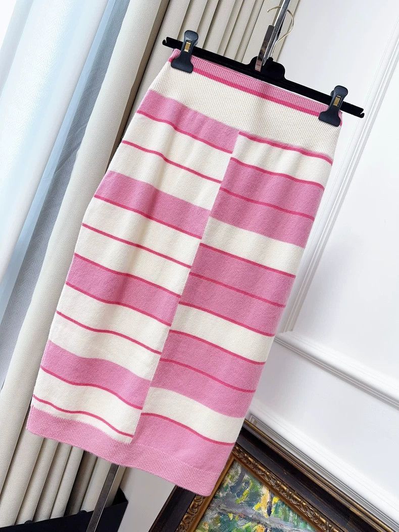 Chanel Chanel Pink White Striped Knit Skirt Size 35" - 2 Thumbnail