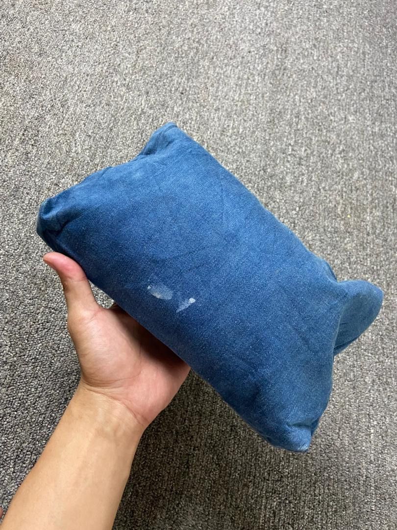 Christian Dior Monsieur Christian Dior Beaute Denim Makeup Pouch (204) Size ONE SIZE - 4 Thumbnail