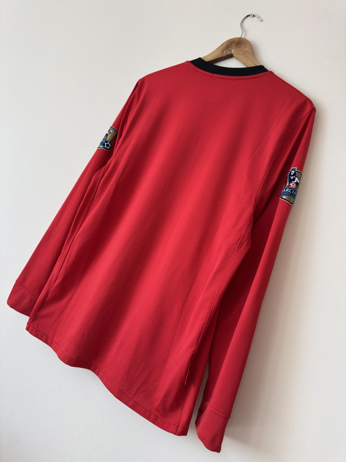 Nike Vintage Manchester United 2009-2010 Home Soccer Jersey Shirt Size US M / EU 48-50 / 2 - 8 Thumbnail