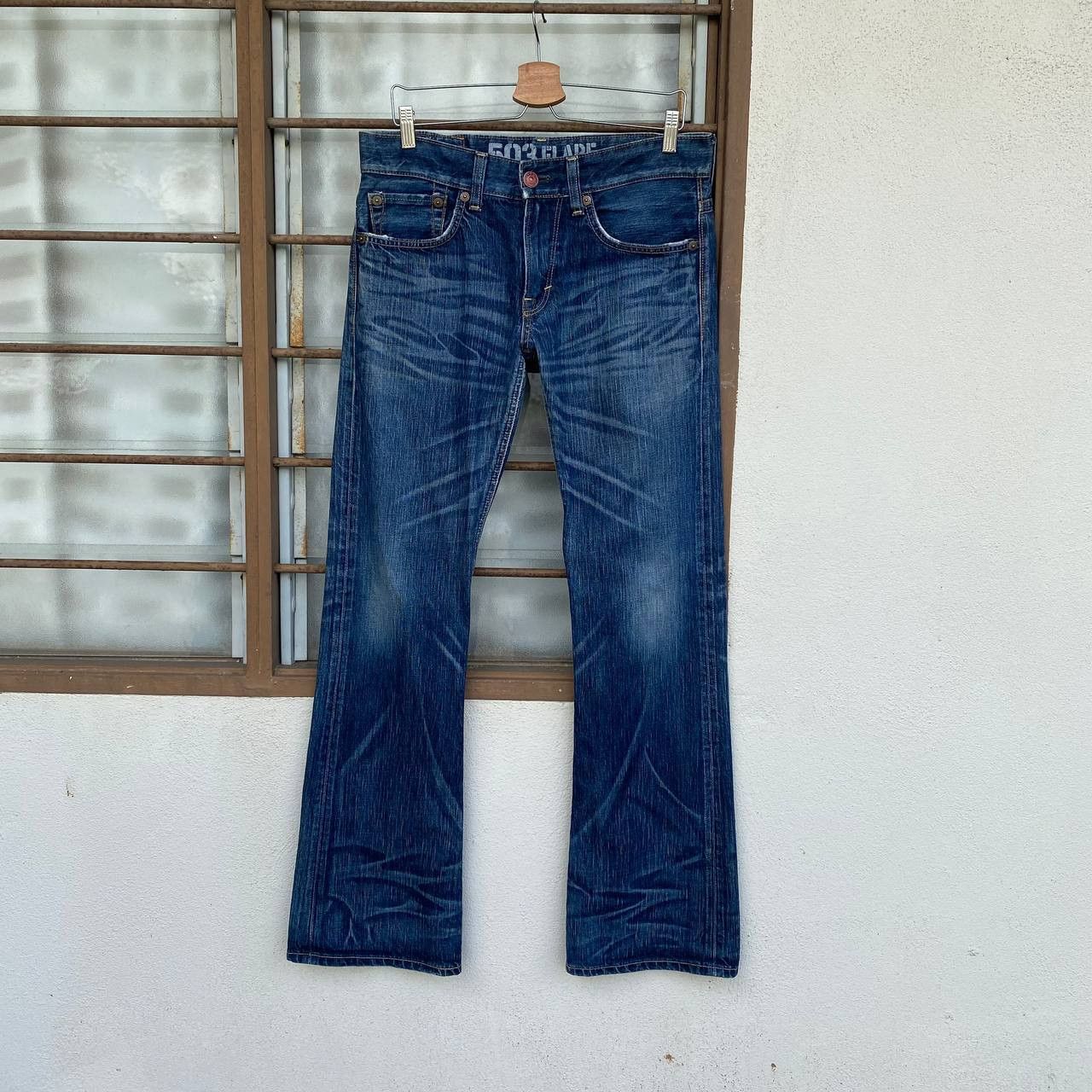 Edwin × Vintage FLARE GHOST CLAWMARK EDWIN BLUETRIP 503 JAPAN BJ03-43 Size US 30 / EU 46 - 1 Thumbnail
