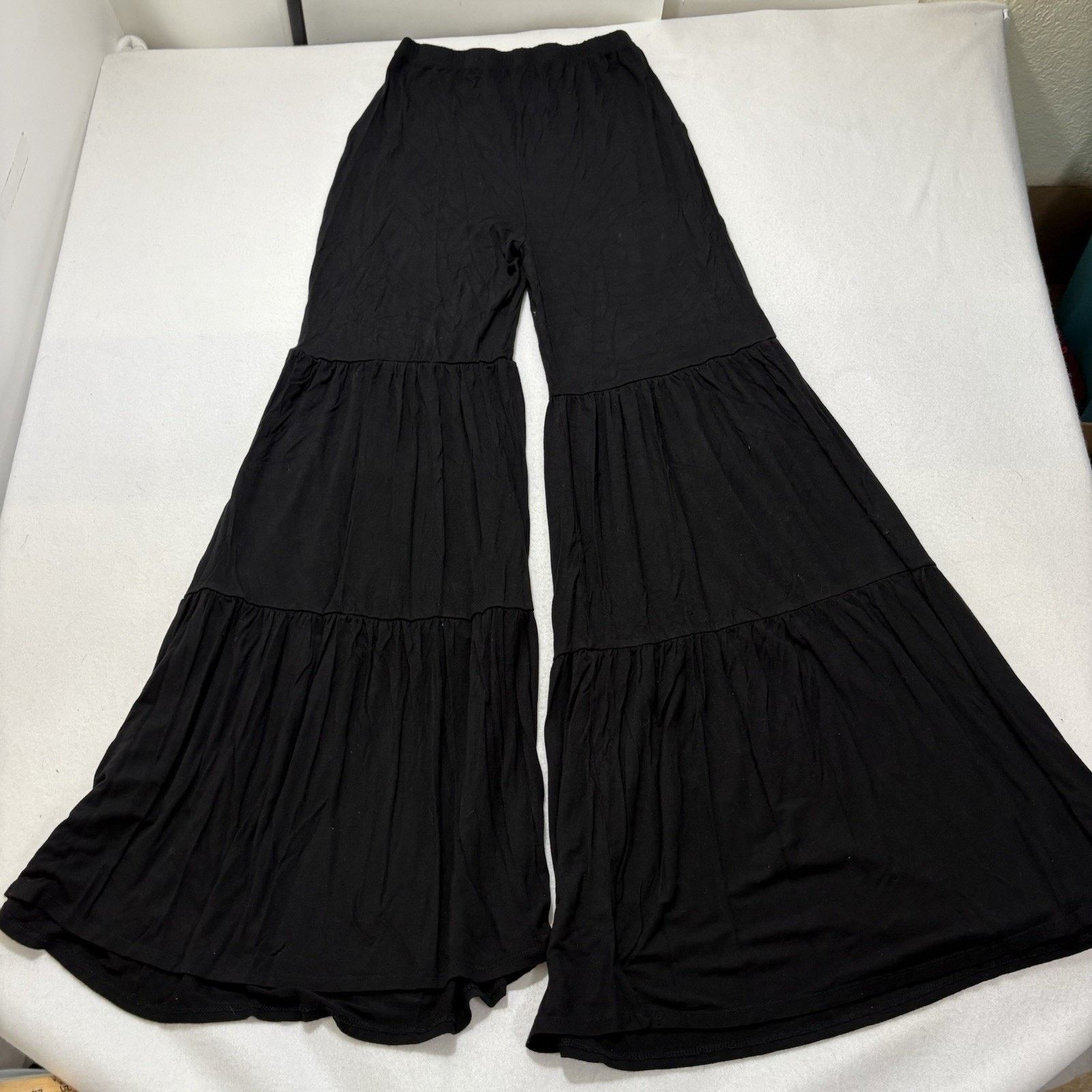 Other Fashion Nova Medium Wide/Flared Leg Pants Black Trousers Size 32" / US 10 / IT 46 - 10 Thumbnail