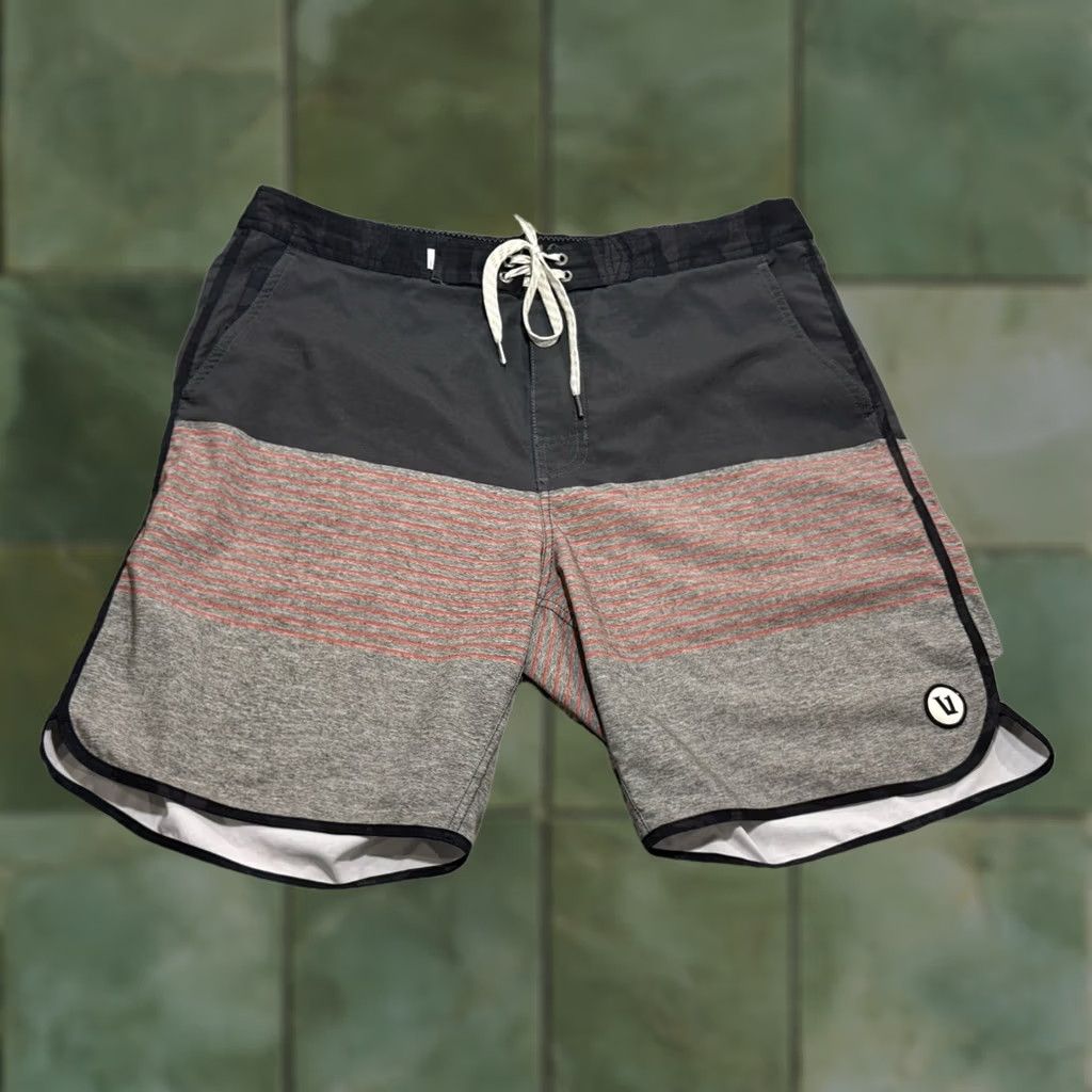 Vuori Vuori Men’s V314 Cruise Board Shorts 8” 32 Multicolor Polyester Blend Beach Swim Trunks with Back Pocket Drawstring Hook & Loop Fly Size US 32 / EU 48 - 1 Thumbnail