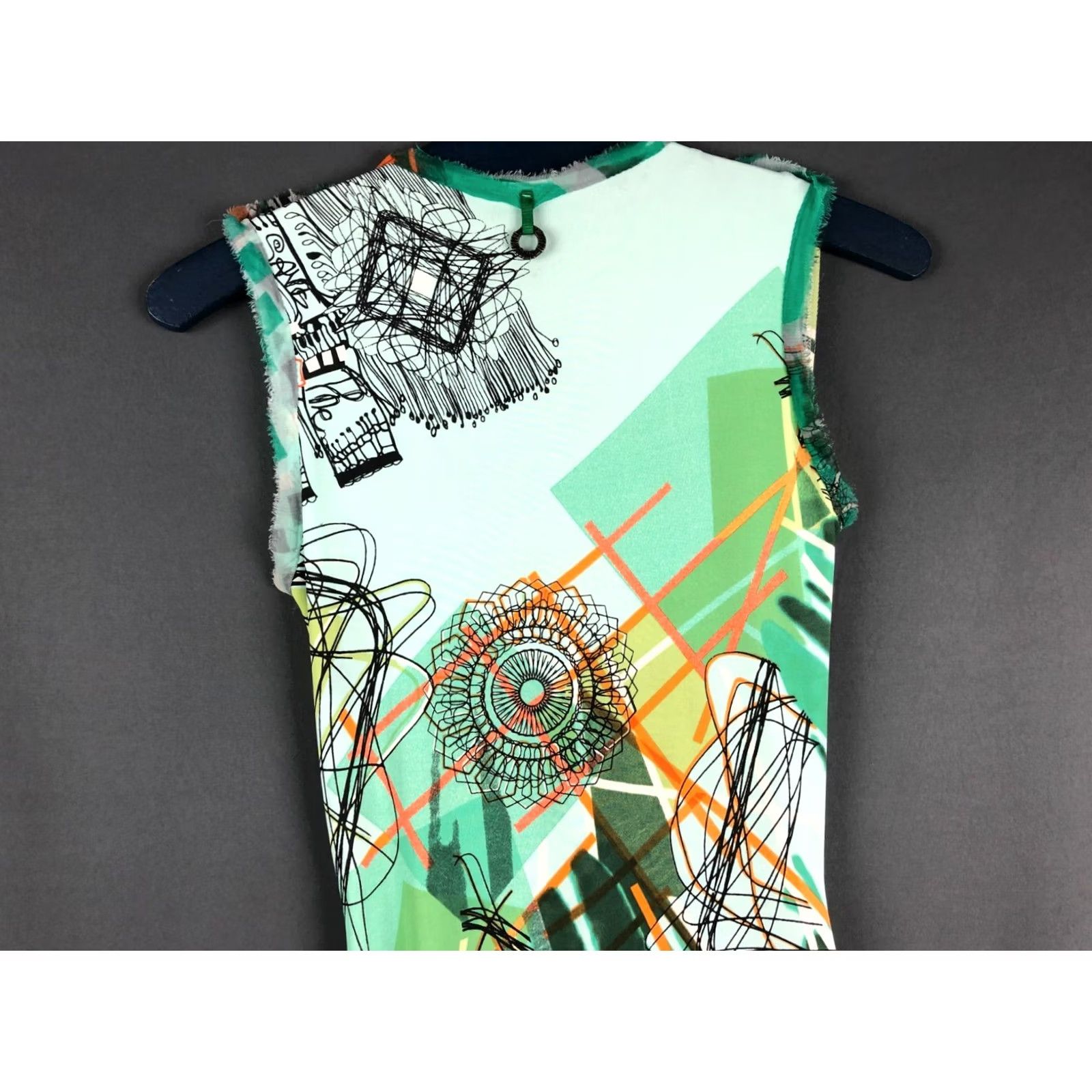 Vintage Save the Queen Blouse Sleeveless Top S Green Womens Jersey Viscose Silk Elastane Size S / US 4 / IT 40 - 4 Thumbnail