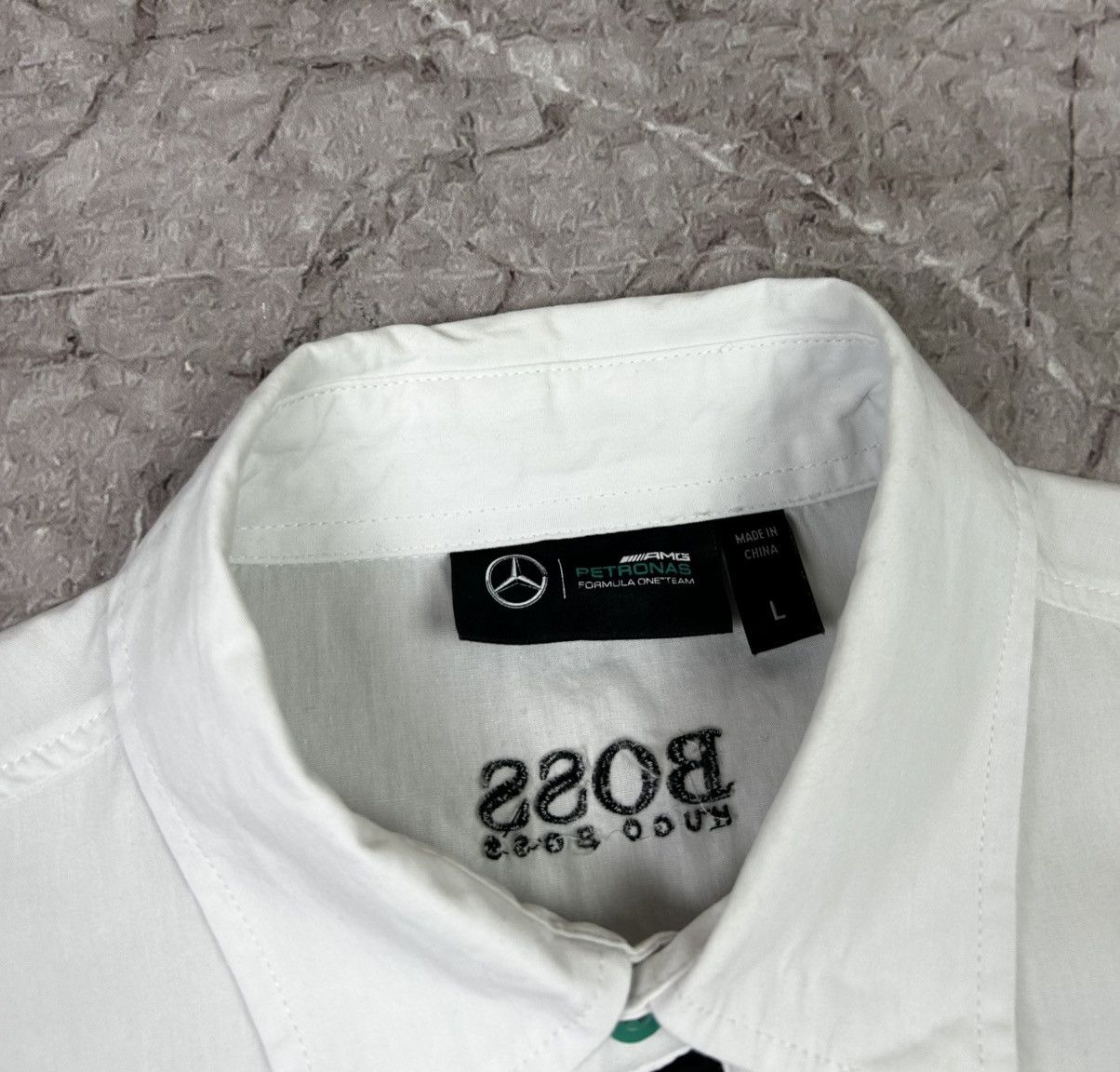 Hugo Boss Mercedes Benz Hugo boss Petronas Racing t-shirt size L Size US L / EU 52-54 / 3 - 8 Thumbnail