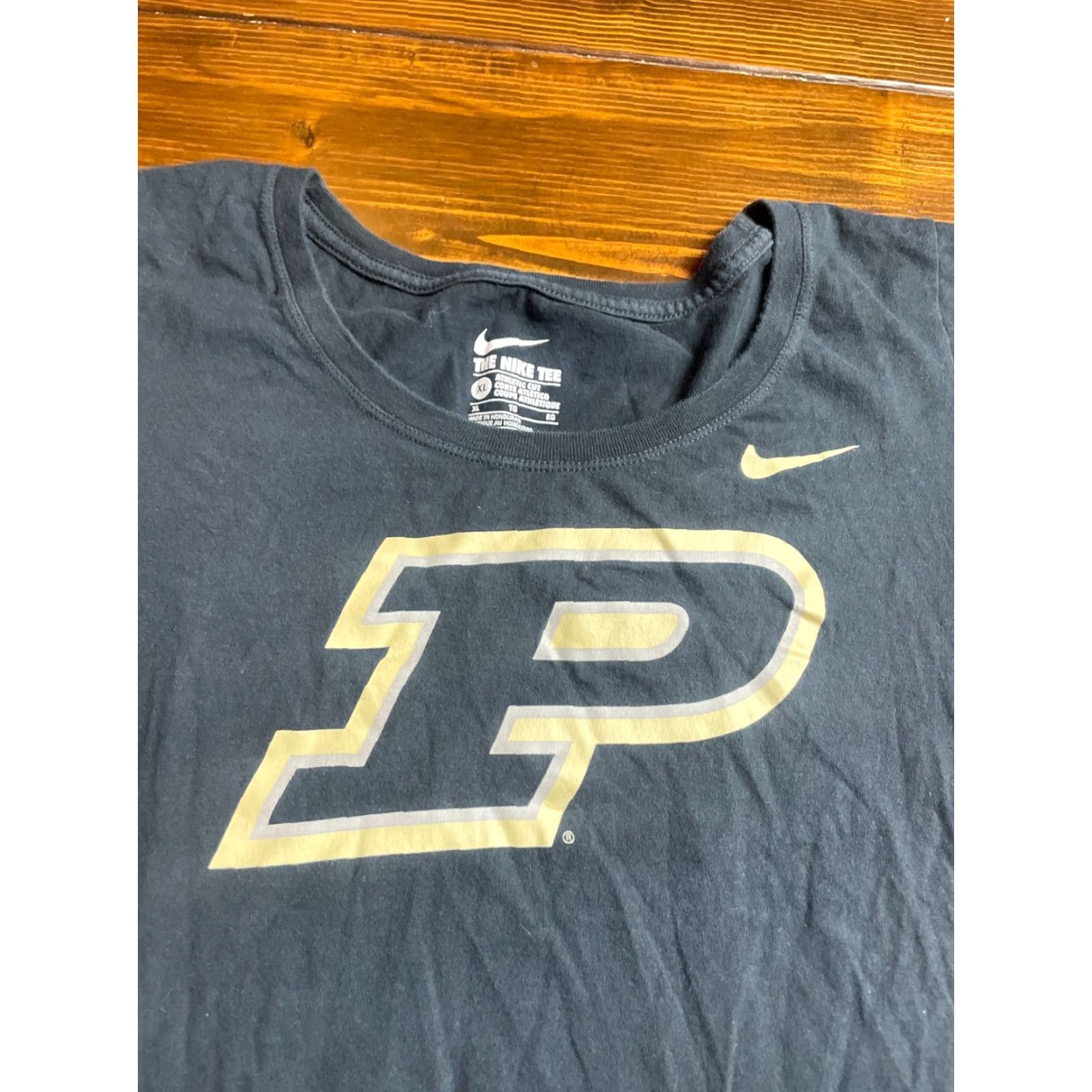 Nike Nike Tee Shirt Womens XL Black NCAA Purdue Boilermakers Shirt Modern Casual Regular Short Sleeve Round Neck Ladies XS? Wait Size XL / US 12-14 / IT 48-50 - 3 Thumbnail