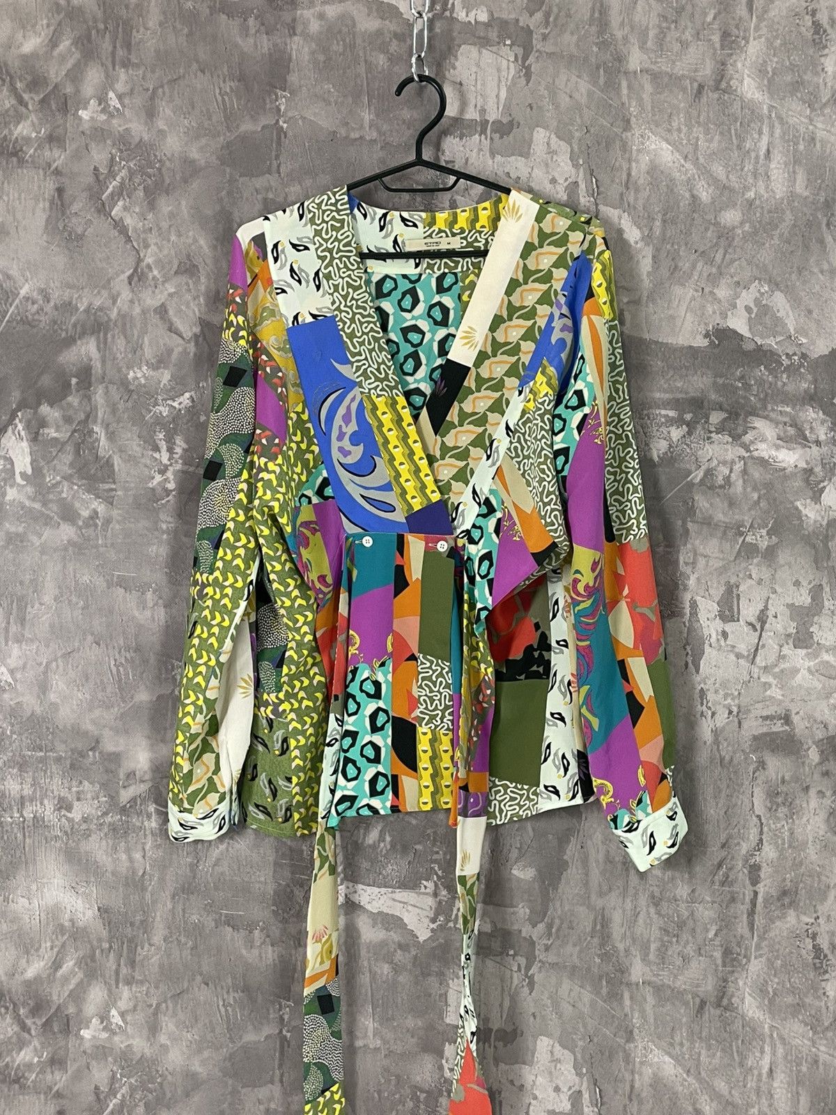 Etro Etro Vintage Multicolour Avant Garde Long Leeve Blouse Size M / US 6-8 / IT 42-44 - 1 Thumbnail