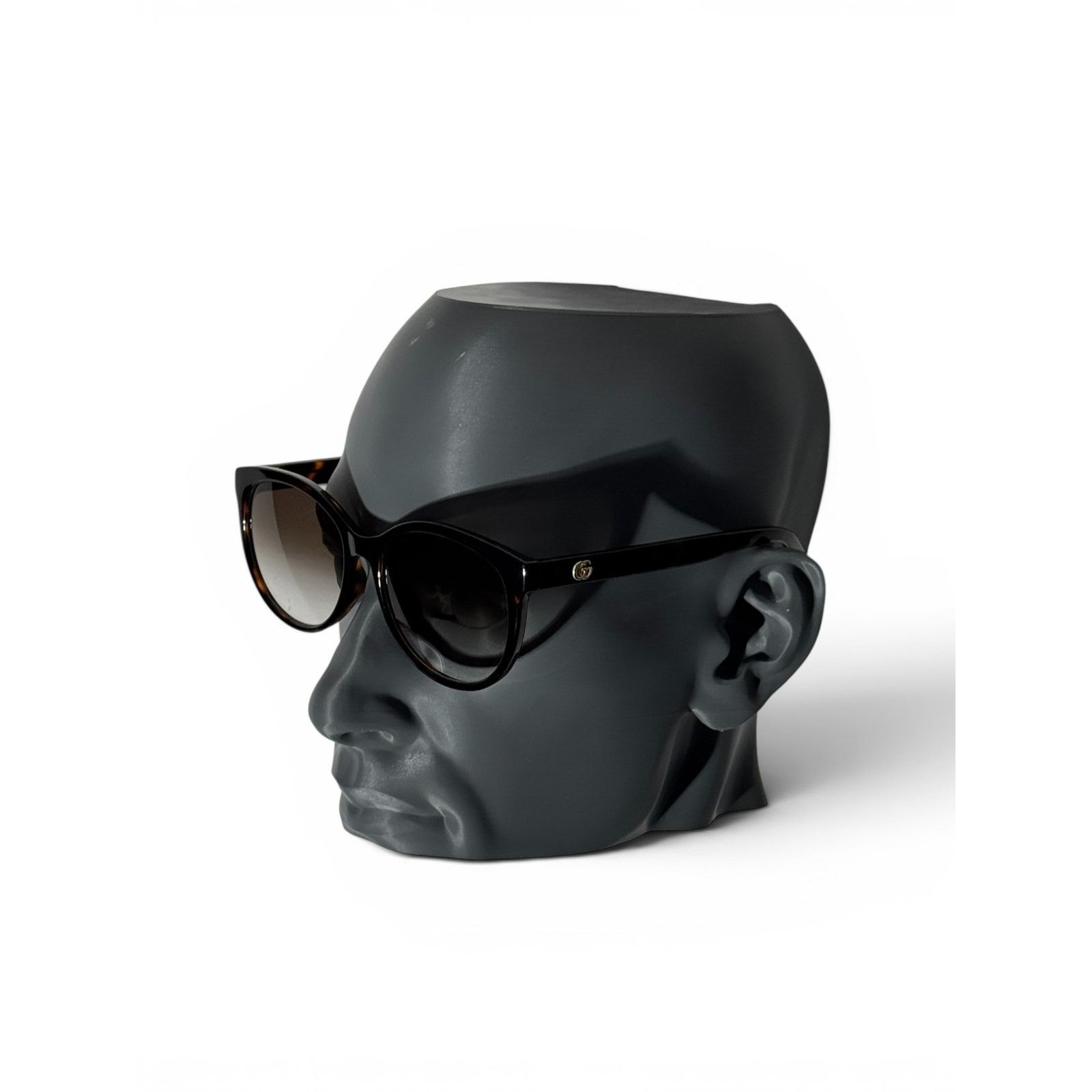 Gucci Gucci Oversized Cat Eye Sunglasses Size ONE SIZE - 1 Thumbnail