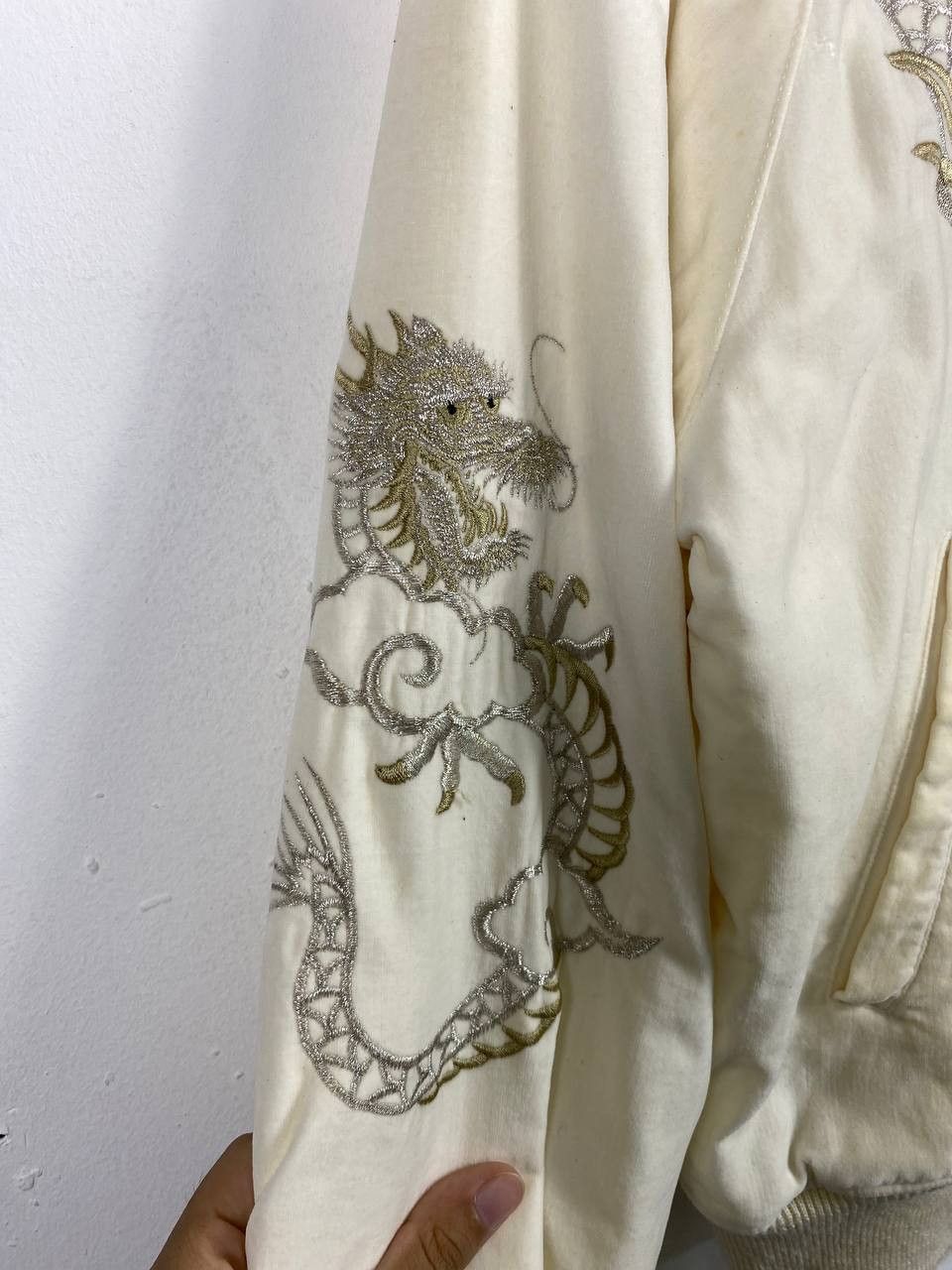 If Six Was Nine white velvet dragon embroided japanese sukajan jacket Size US L / EU 52-54 / 3 - 6 Thumbnail