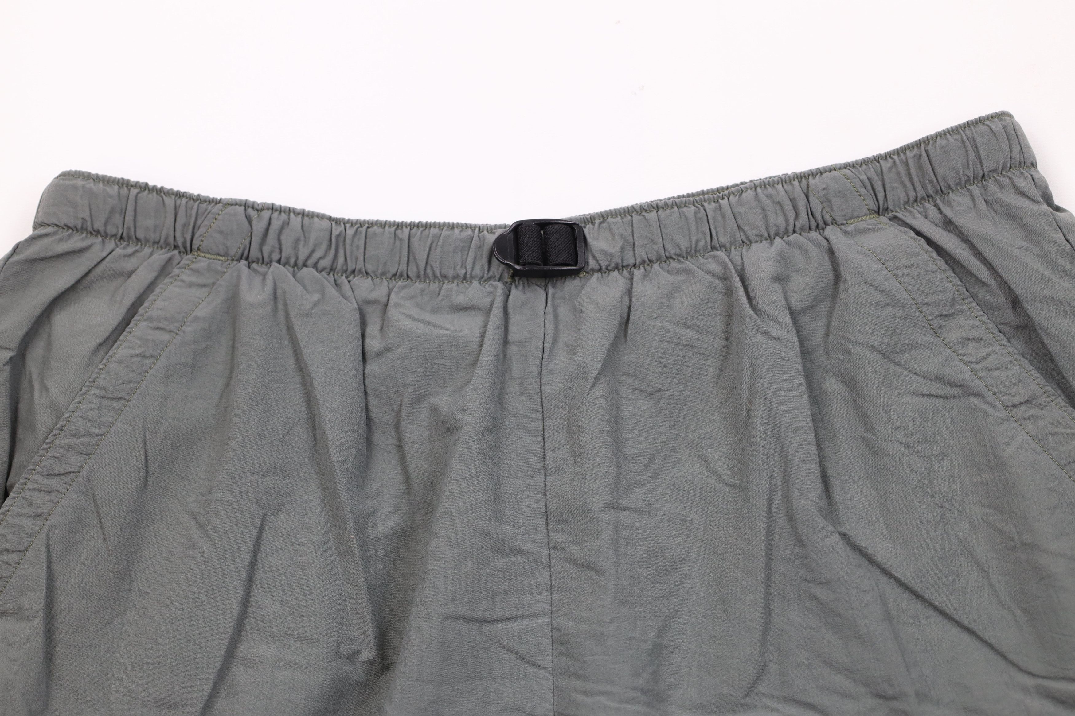 Columbia Vintage 90s Columbia Spell Belted Lined Cargo Shorts Green Size US 34 / EU 50 - 2 Thumbnail