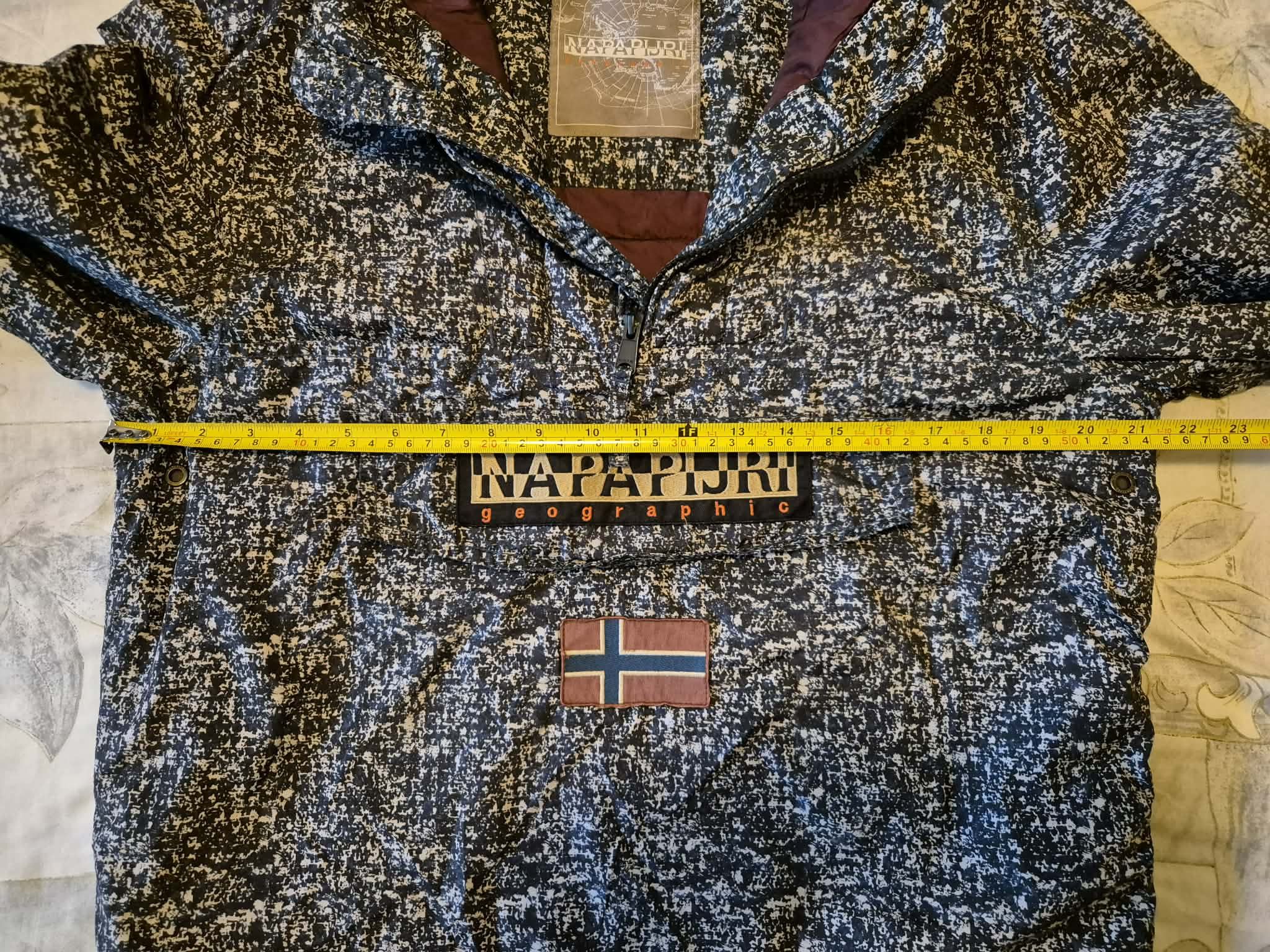 Napapijri Napapijri Casual Raincoat Ski Winter Jacket size L (fits M) Size US M / EU 48-50 / 2 - 4 Thumbnail