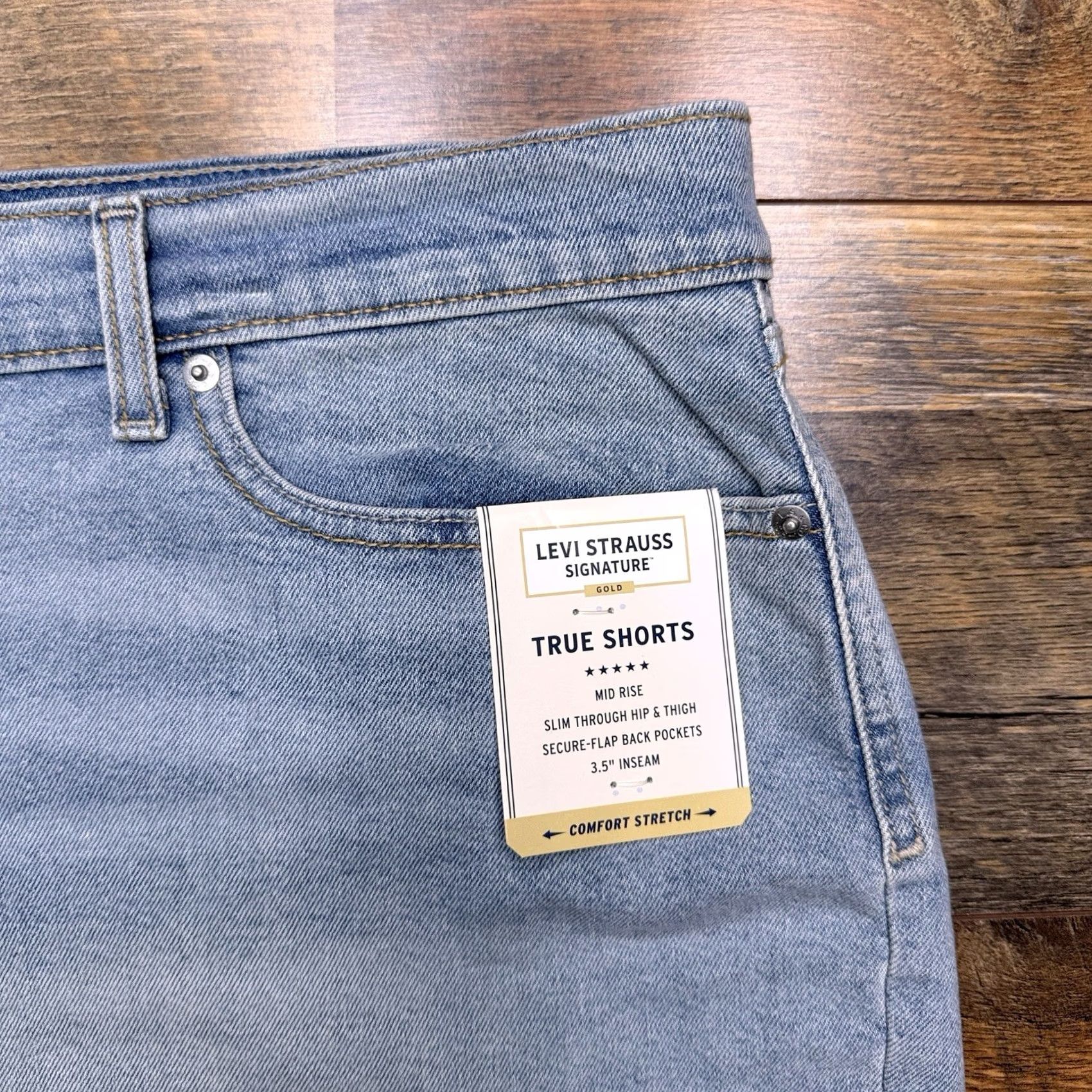 Vintage Levis Signature by Levi Strauss & Co. True Shorts 22 W36 High Rise 3.5 Inseam Denim Blue 5-Pocket Logo Ladies Regular Stretch Cut-Off New Size 40" / US 18 - 3 Thumbnail