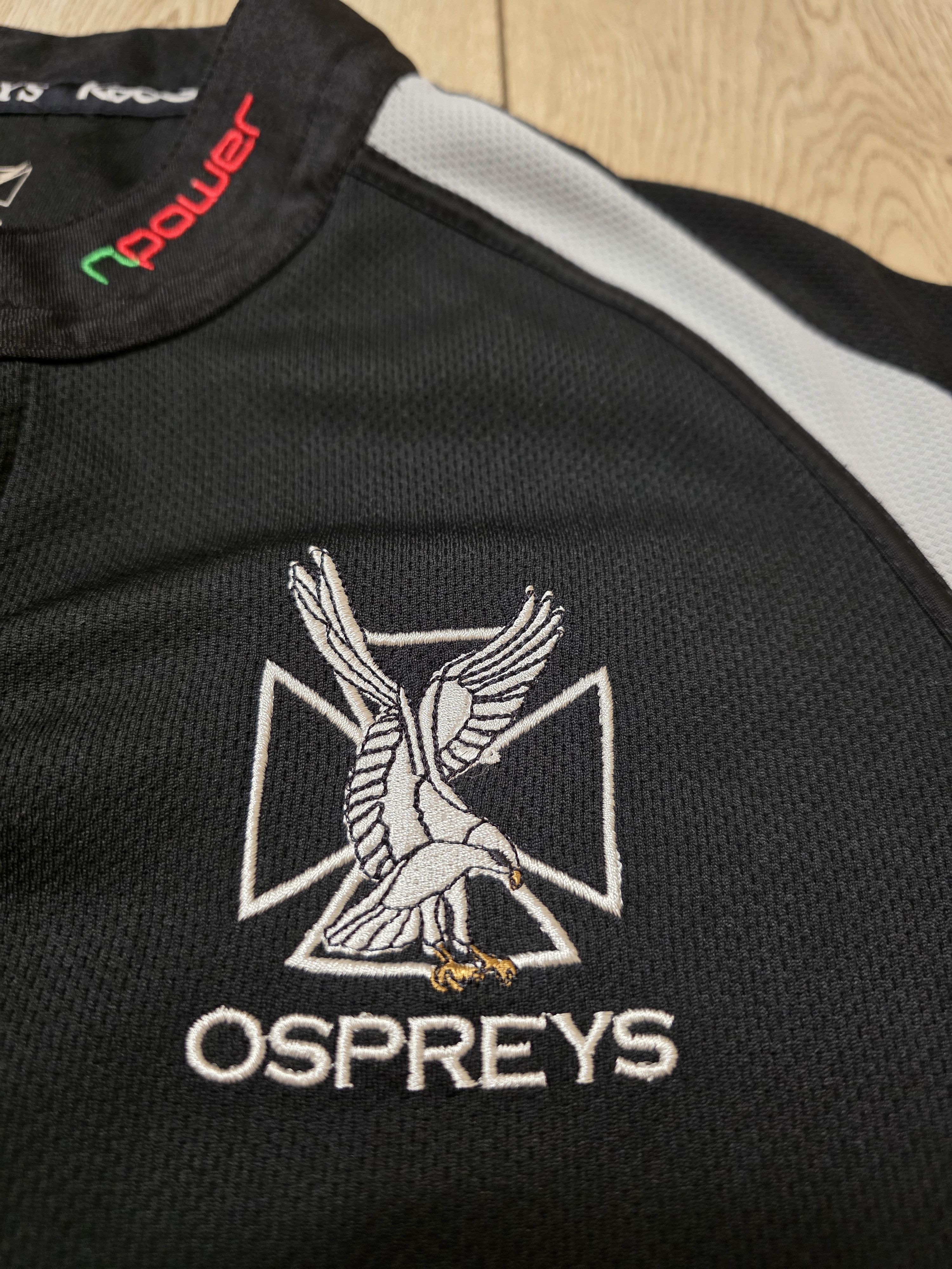 Vintage OSPREYS RUGBY VINTAGE JERSEY WALES RUGBY RARE BLACK JERSEY Size US L / EU 52-54 / 3 - 4 Thumbnail