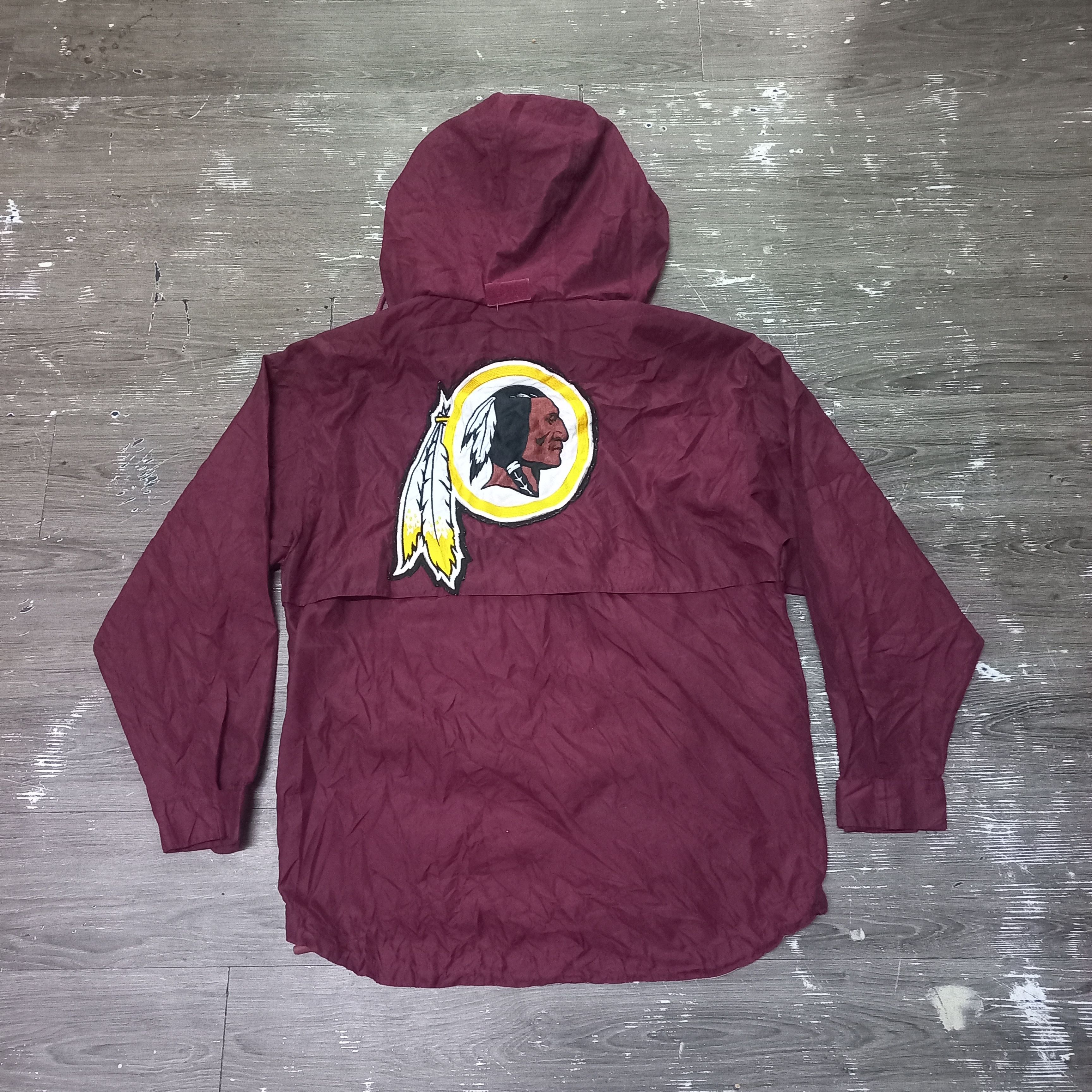 NFL × Vintage Vintage red skins windbracker big logo NFL team Size US S / EU 44-46 / 1 - 1 Thumbnail