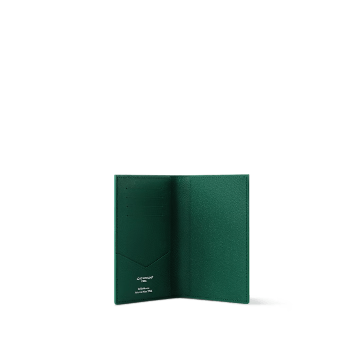 Louis Vuitton Passport Cover Size ONE SIZE - 3 Thumbnail