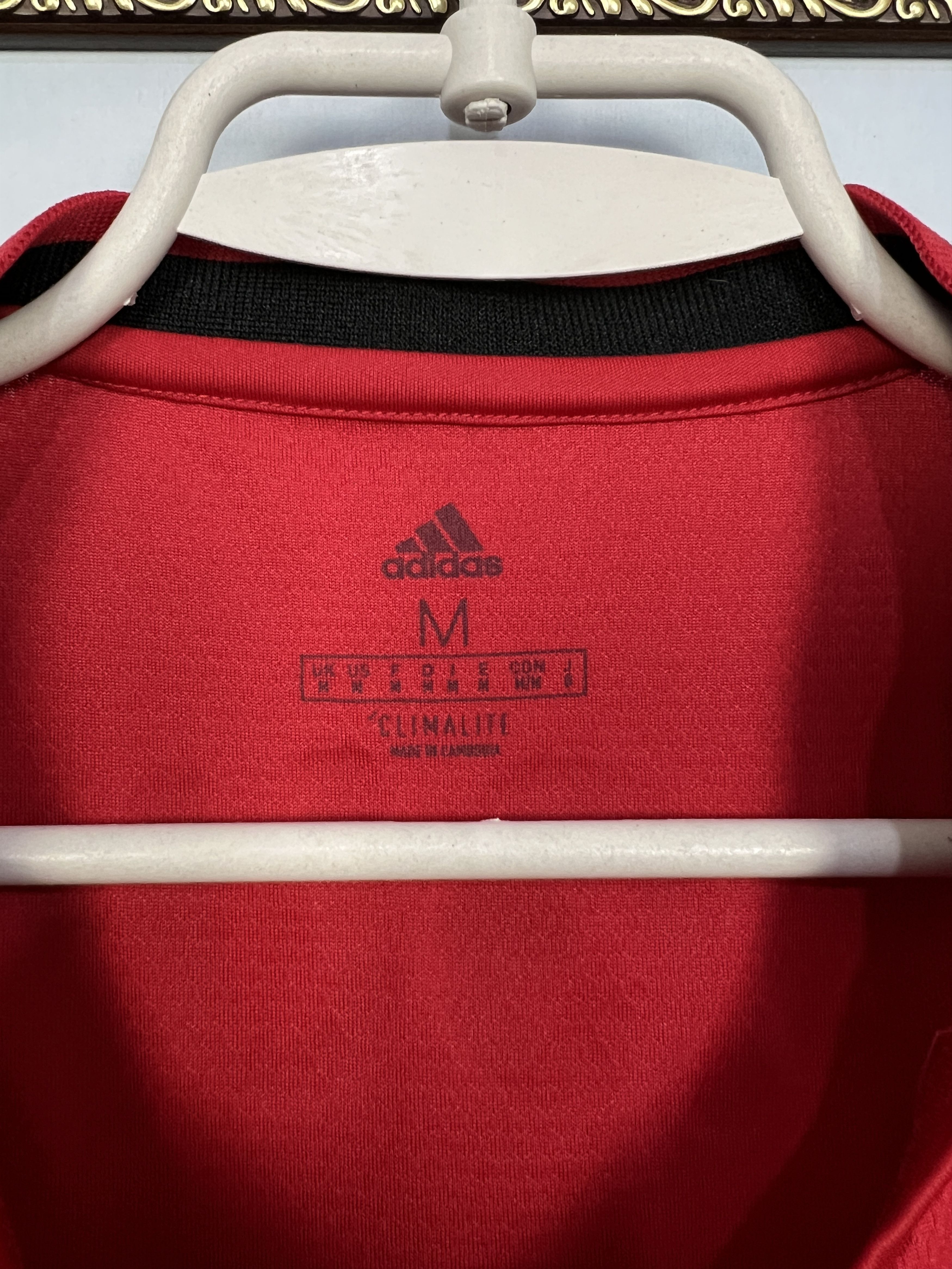 Adidas Manchester United Home football shirt 2019 #5 Maguire Adidas Size US M / EU 48-50 / 2 - 14 Thumbnail