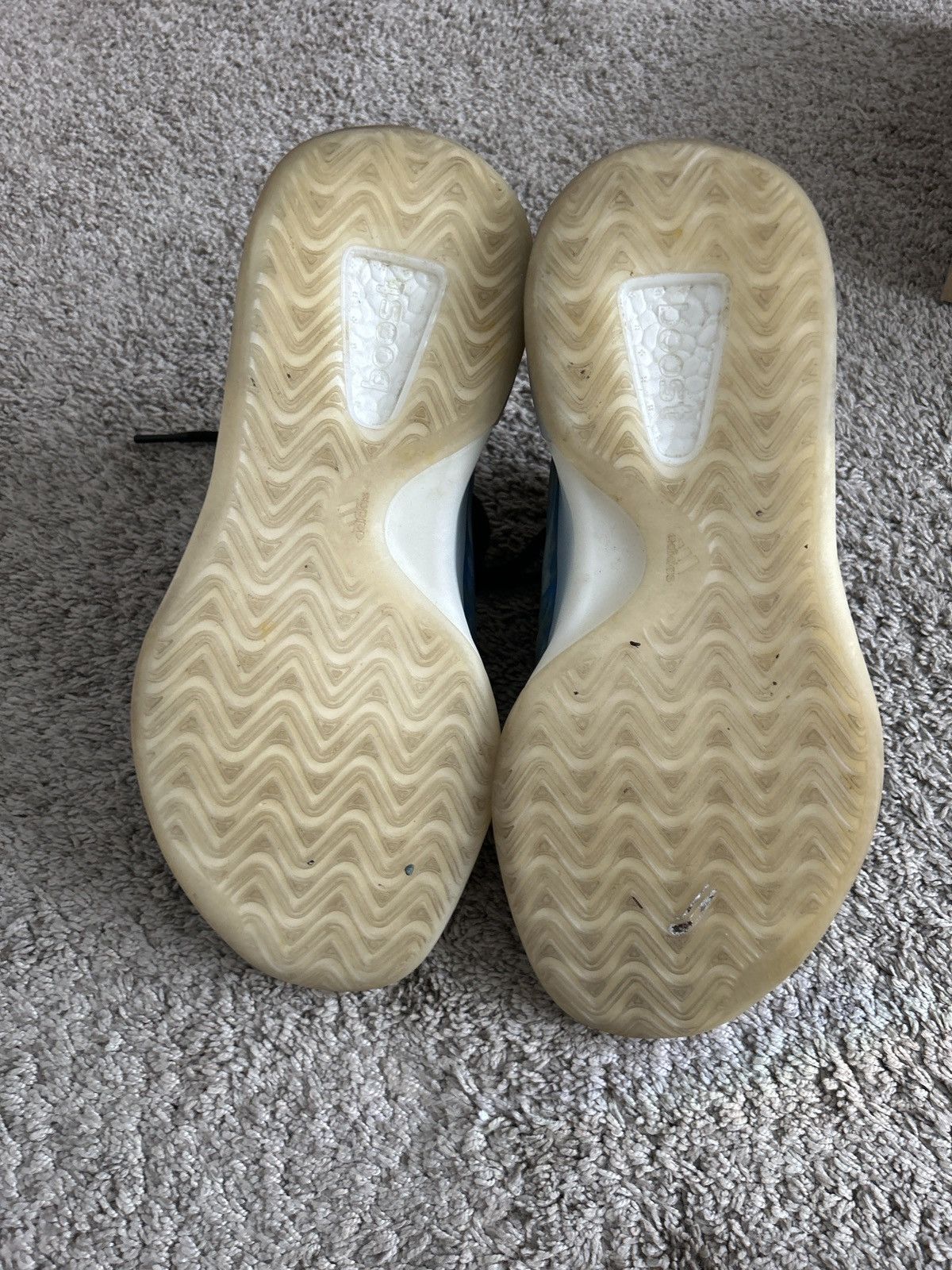 Yeezy YZY QNTM size 10 Size US 10 / EU 43 - 4 Thumbnail