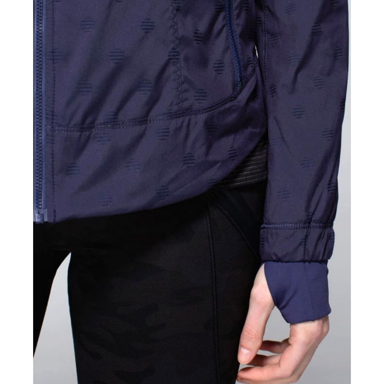 Lululemon VINTAGE Lululemon Spring Forward Jacket Women’s Stripe Dot Cadet Blue Sz 6 Size M / US 6-8 / IT 42-44 - 4 Thumbnail