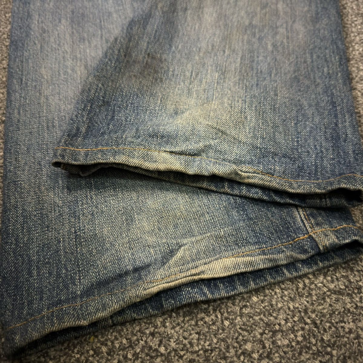 Engineered Garments × Levi's Y2K Baggy Levis 503 Bovine Leather Patch Denim Size US 33 - 11 Thumbnail