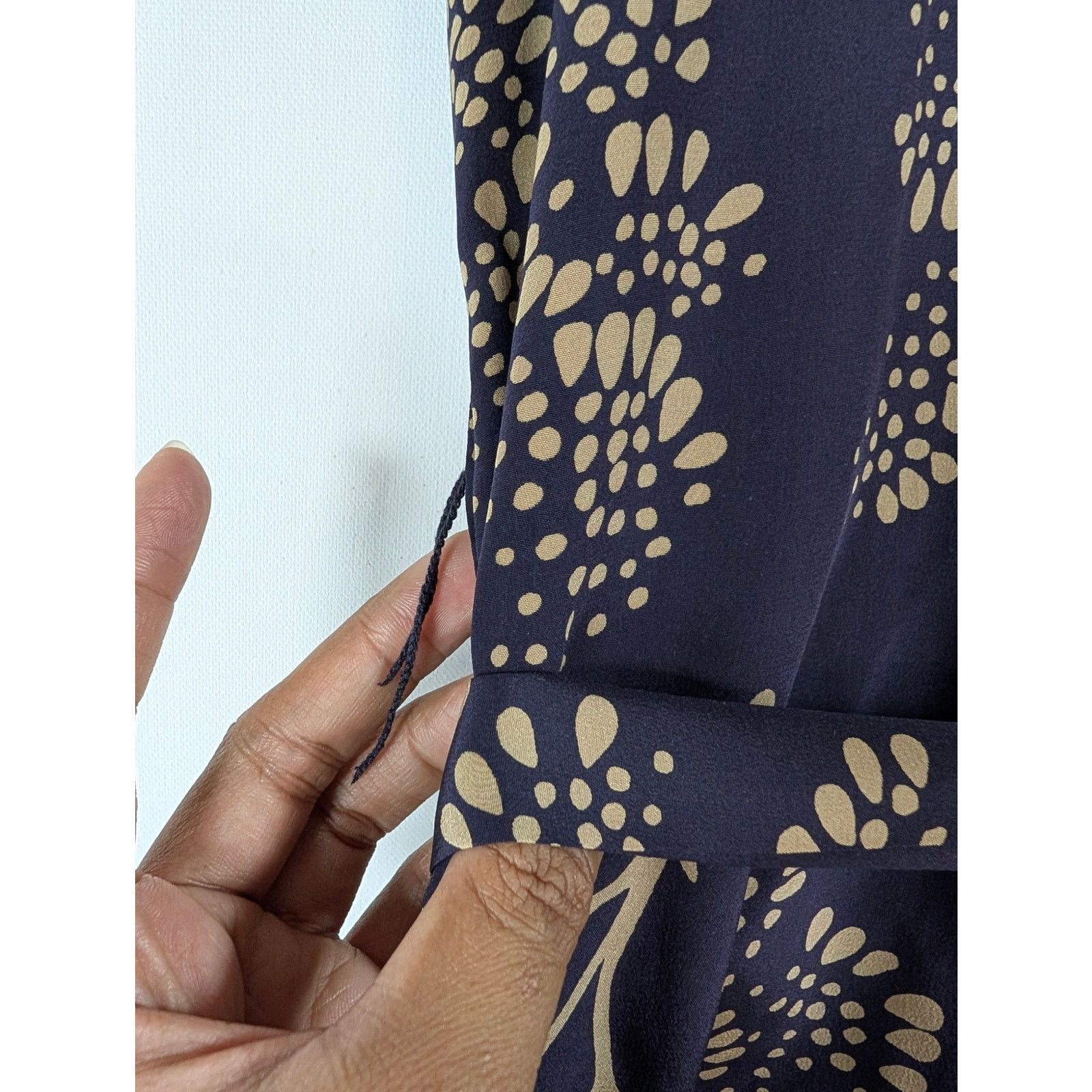 Anthropologie Anthropologie Maeve Silk Button-Down Wrap Navy Gold Dress Size M / US 6-8 / IT 42-44 - 3 Thumbnail