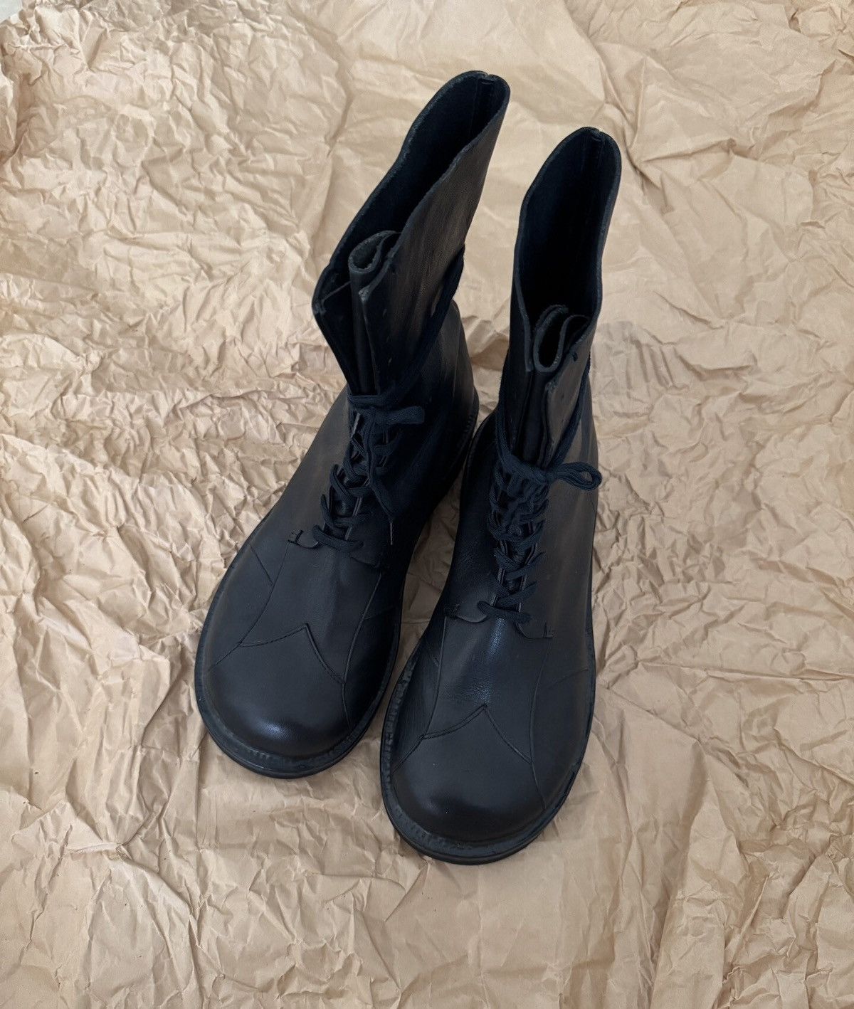 Takahiromiyashita The Soloist. TAKAHIROMIYASHITA THE SOLOIST black leather Size US 9.5 / EU 42-43 - 1 Thumbnail