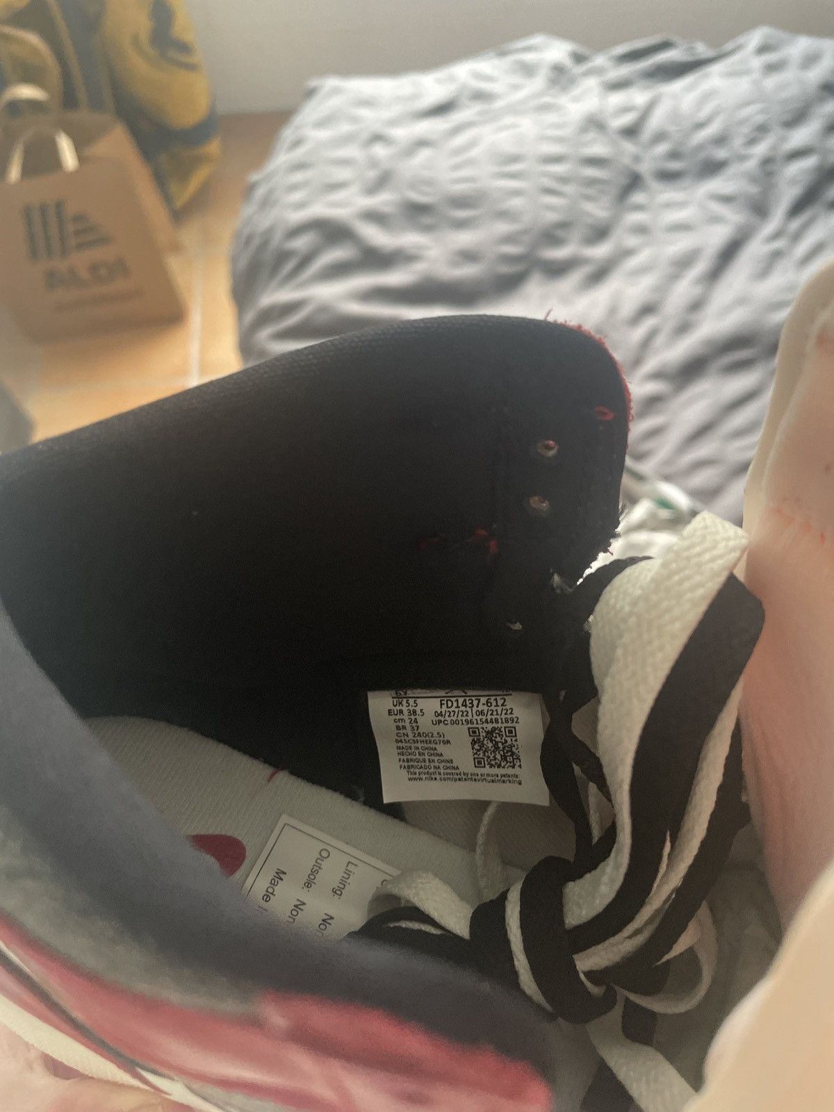 Nike Jordan 1 lost and found US6y Size US 8 / IT 38 - 6 Thumbnail