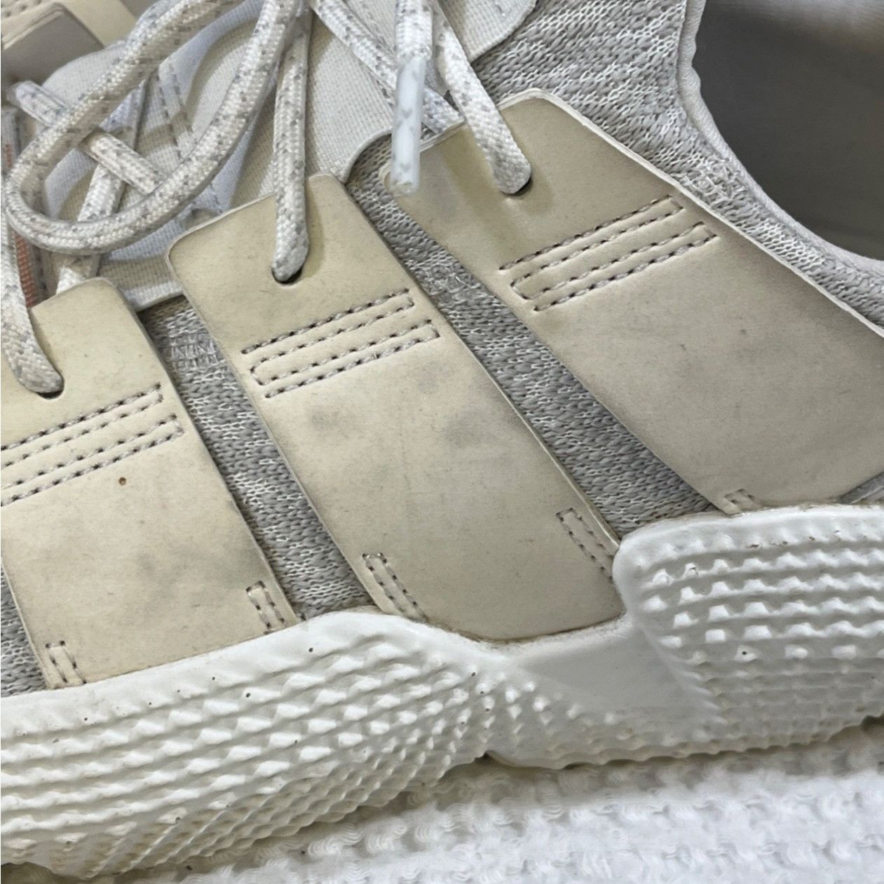 Adidas Adidas Men's Grey Running Shoes/Sneakers Size 10.5 SKU 5059 Size US 10.5 / EU 43-44 - 9 Thumbnail