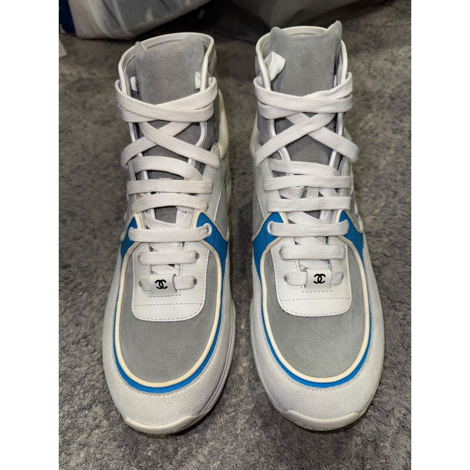 Chanel 18P CC Logo Lace Up Tie Flat Trainer High Top Sneaker 38 Size US 8 / IT 38 - 12 Thumbnail