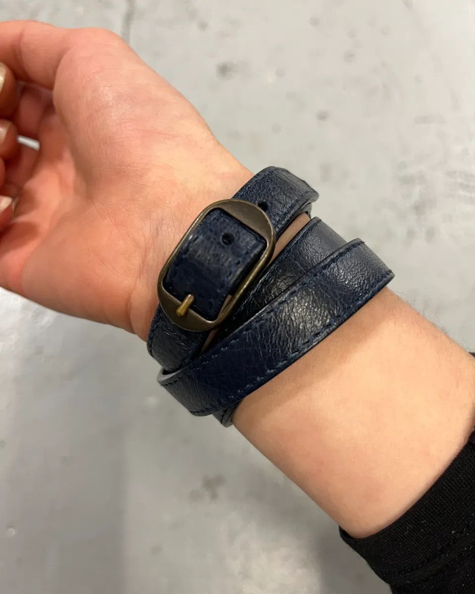 Balenciaga Balenciaga Navy Leather Double-Wrap Buckle Bracelet Size ONE SIZE - 4 Thumbnail