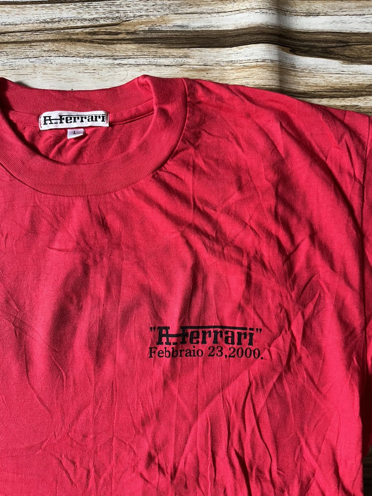 Vintage Vintage 90/00s Red Ferrari tee yellow and black logo graphic Size US M / EU 48-50 / 2 - 4 Thumbnail