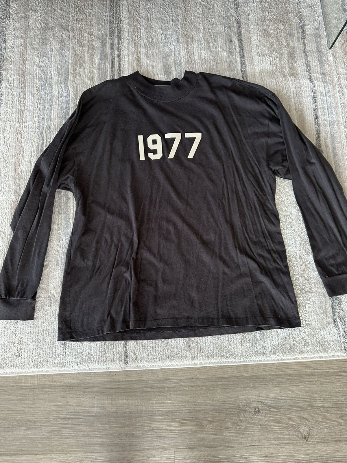 Essentials Fear of God Essentials 1977 Long Sleeve Size US XL / EU 56 / 4 - 1 Thumbnail
