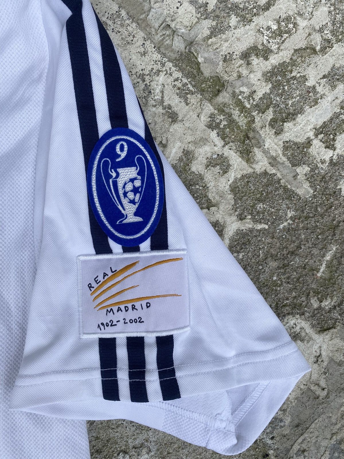 Adidas VINTAGE ADIDAS REAL MADRID CHANPIONS LEAGUE 2002/2003 Size US XL / EU 56 / 4 - 3 Thumbnail