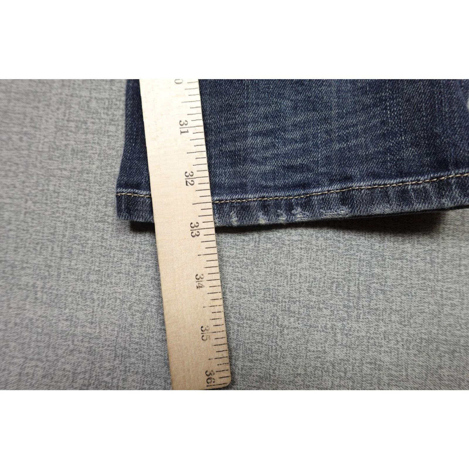 Diesel Diesel Jeans Mens 33x33 Blue Medium Wash Denim Mid Rise Rider Italy Classic Straight Pocket Set Size US 33 - 5 Thumbnail