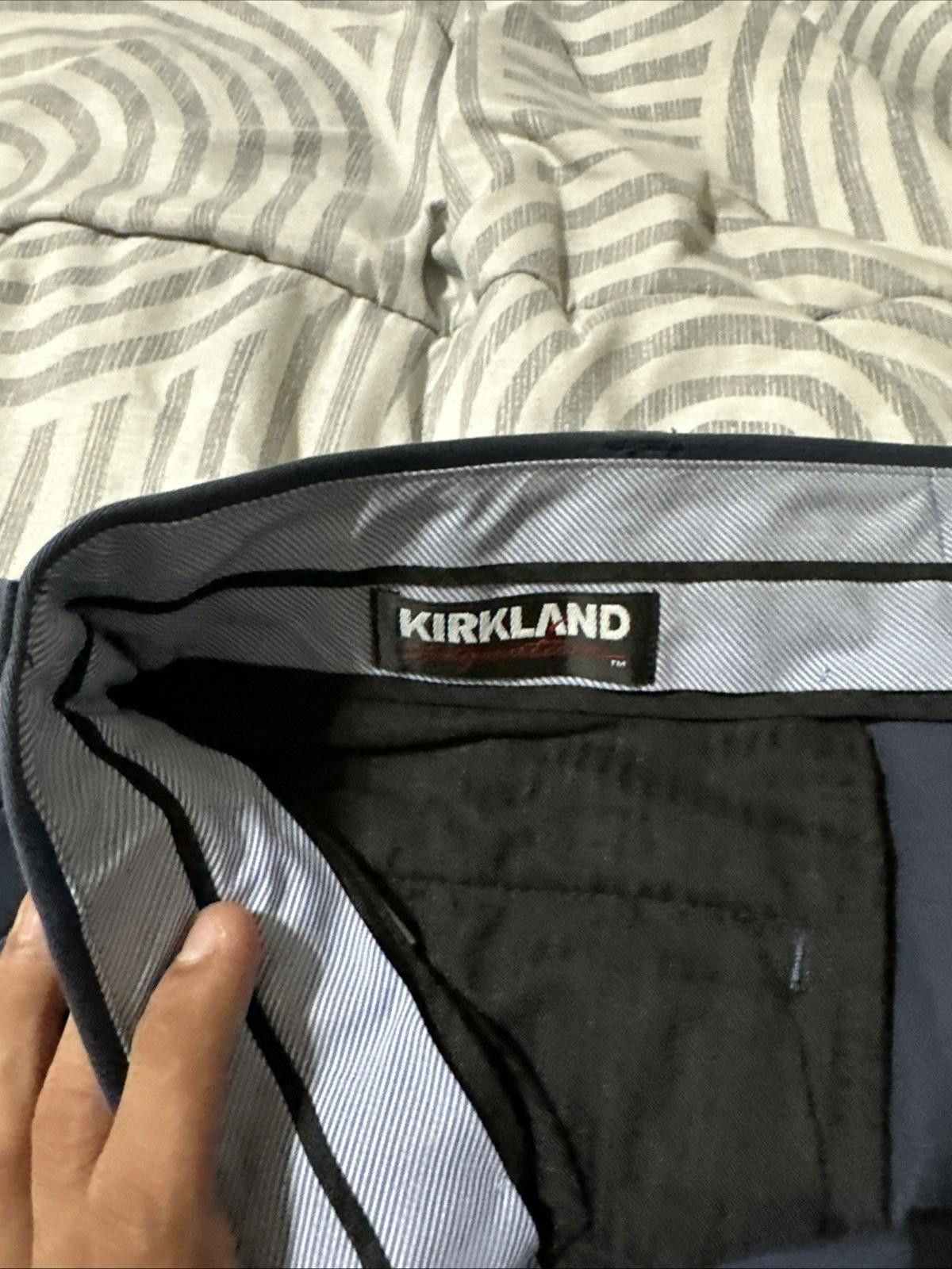Kirkland Signature Kirkland Signature Dress Pants Navy Blue 40X29 Size US 40 / EU 56 - 3 Thumbnail
