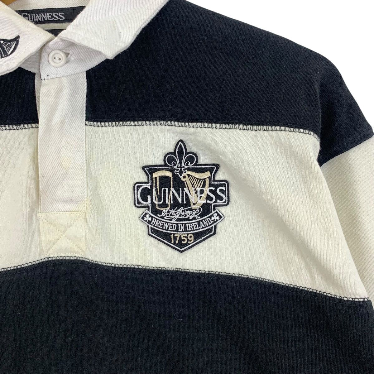 Vintage Vintage GUINNESS STOUT OFFICIAL Crest Rugby Polo Size US L / EU 52-54 / 3 - 3 Thumbnail