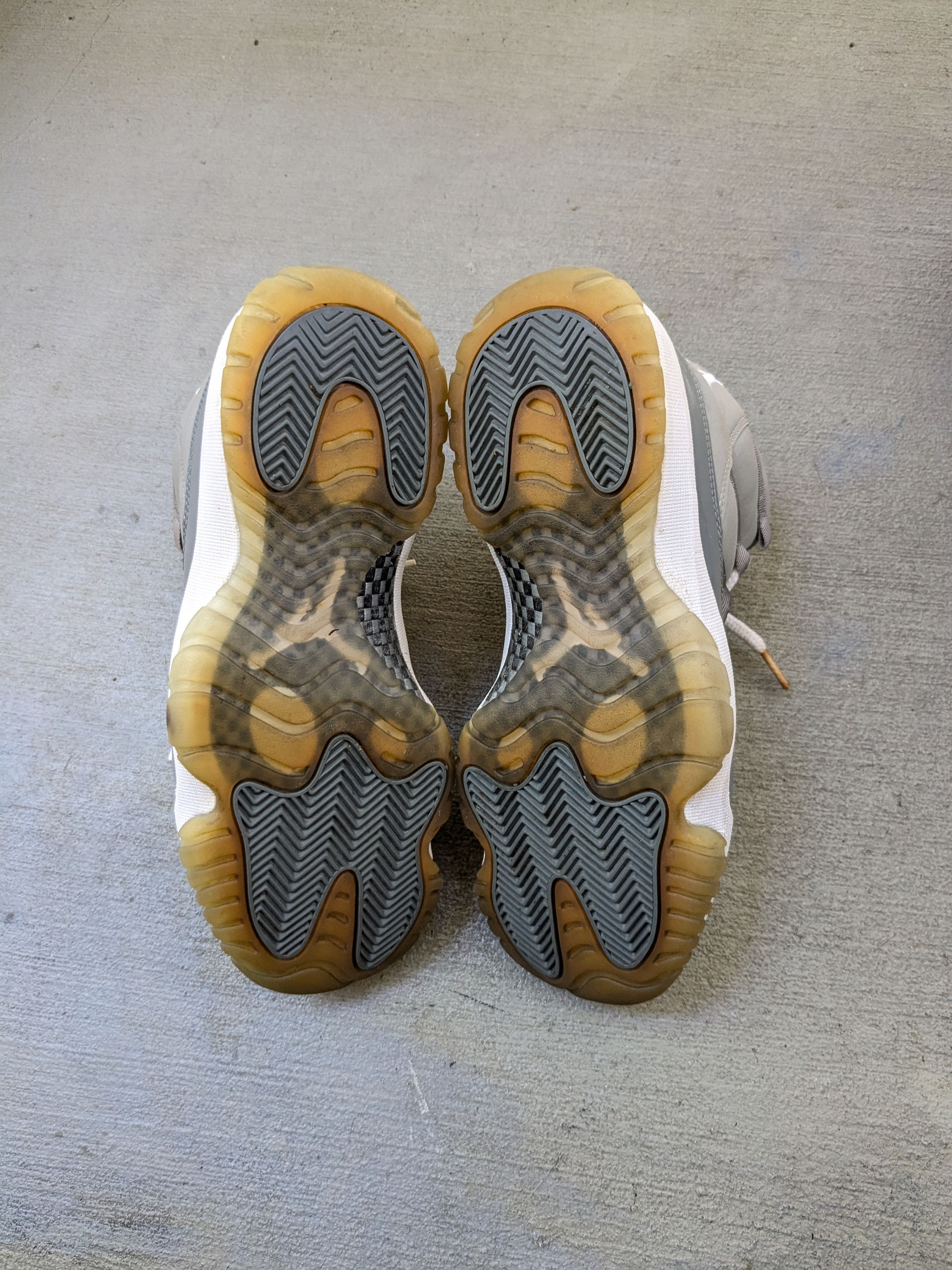 Jordan Brand Nike Air Jordan 11 Retro Cool Gray 2010 Men 7.5 378037-001 Size US 7.5 / EU 40-41 - 18 Thumbnail