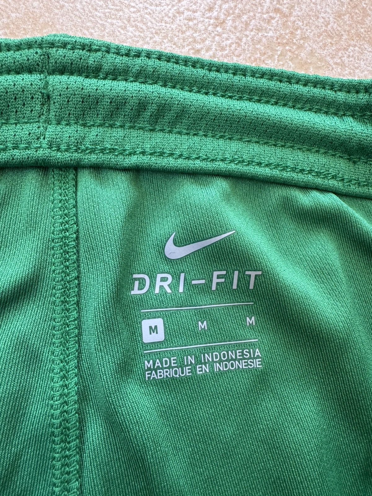 Nike BNWT Manchester City 2017-2018 Goalkeeper Soccer Shorts Kit Size US 32 / EU 48 - 10 Thumbnail