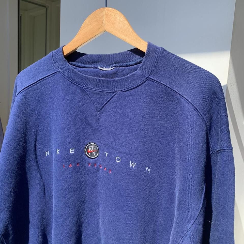 image of Vintage Nike Town Las Vegas Crewneck/sweatshirt in Blue, Men's (Size Large)