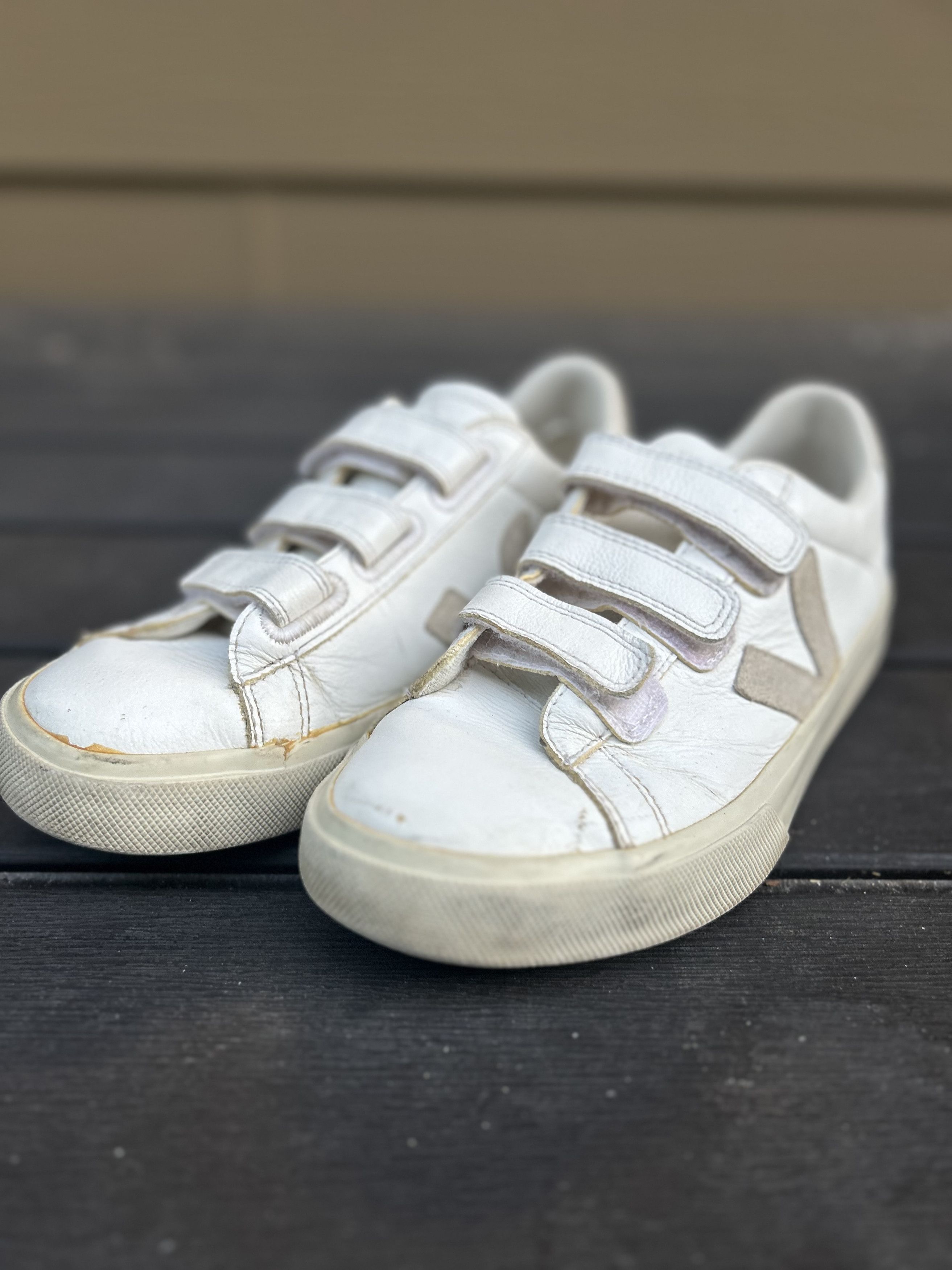 Veja VEJA RECIFE V LOCK TRIPLE STRAP WOMENS SZ 9 EU40 Size US 9 / IT 39 - 3 Thumbnail