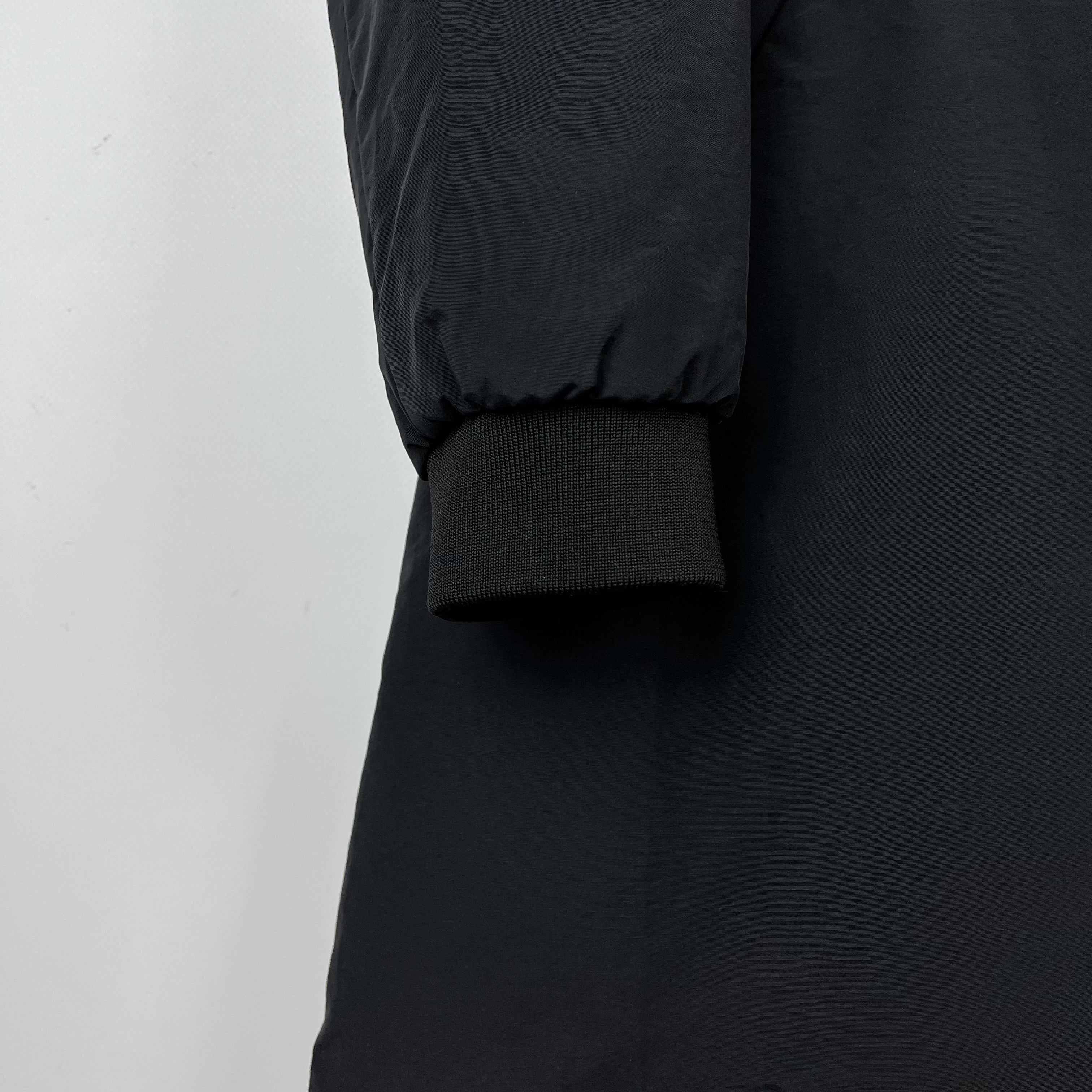 Acne Studios Ladies Acne Studios Nylon Long Bomber Jacket Size XS / US 0-2 / IT 36-38 - 8 Thumbnail