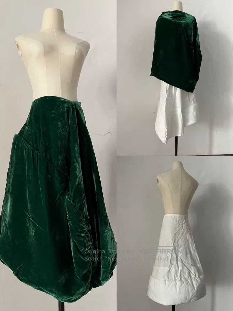 Comme des Garcons Comme des Garcons size S Green velvet skirt Size 22" - 1 Thumbnail