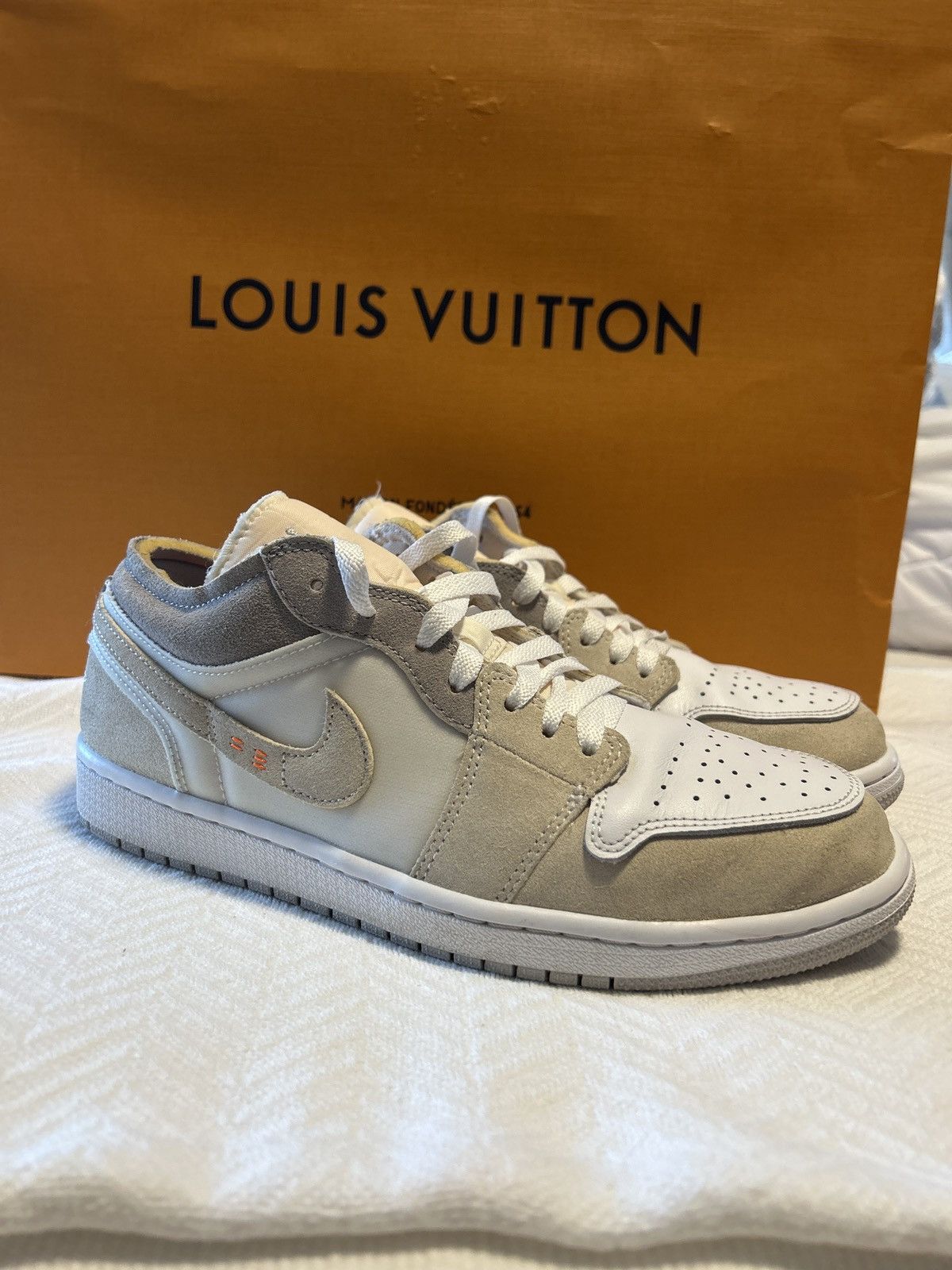 Nike Air Jordan 1 Low SE Craft 'Inside Out' Size US 8.5 / EU 41-42 - 5 Thumbnail