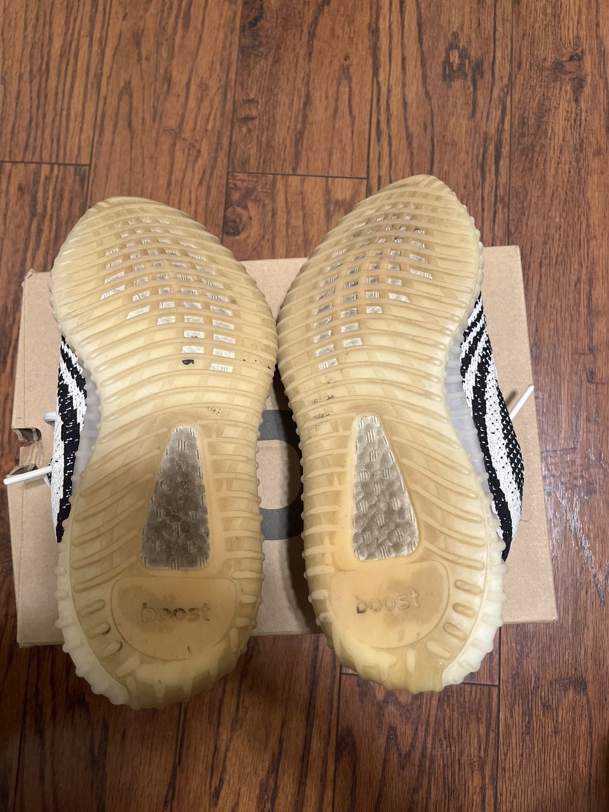 Yeezy Yeezy Zebra Boost 350 V2 Size US 8 / EU 41 - 6 Thumbnail