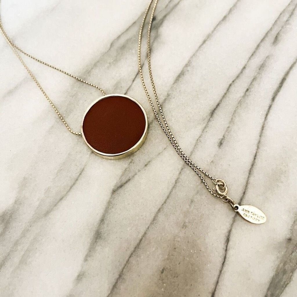Ann Taylor Ann Taylor Factory Pendant Necklace Brown Round Gold Toned Size ONE SIZE - 2 Thumbnail
