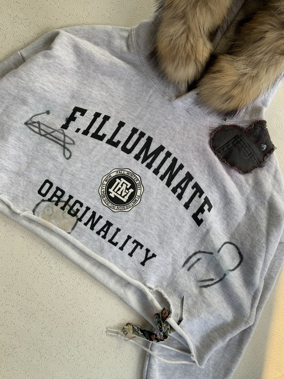 Japanese Brand CRAZY DISTRESSED FUR HOODIE F.ILLUMINATE BOXY CROP FIT Size US M / EU 48-50 / 2 - 4 Thumbnail