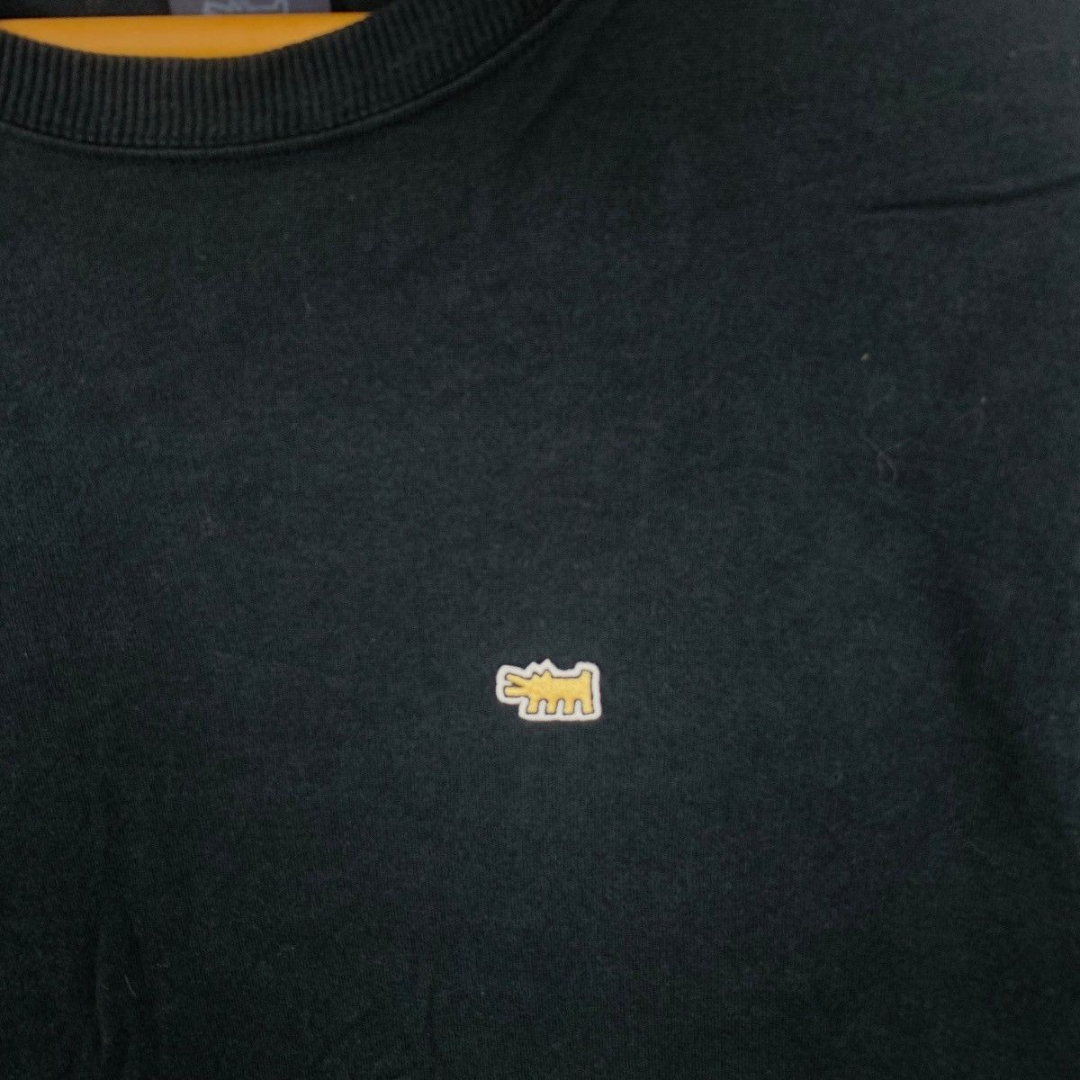 Uniqlo KEITH HARING x UNIQLO Dog Barking Natural Faded Tee Shirt Size US M / EU 48-50 / 2 - 4 Thumbnail
