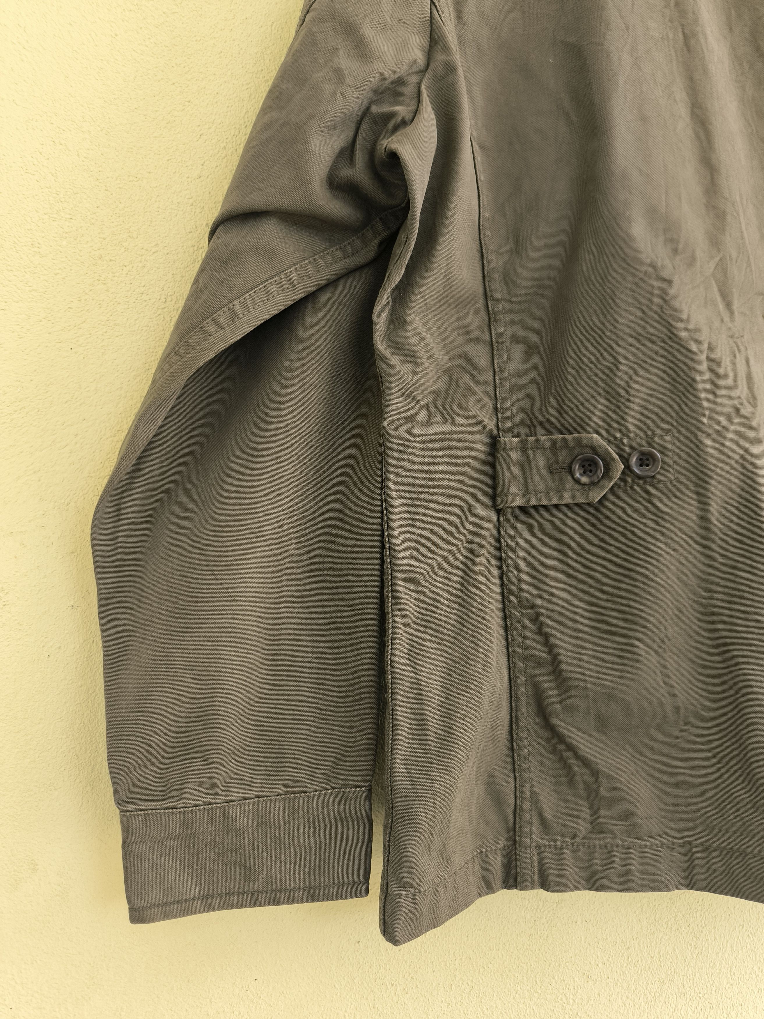 Uniqlo UNIQLO adjustable waist multi pocket jacket styled military Size US M / EU 48-50 / 2 - 9 Thumbnail