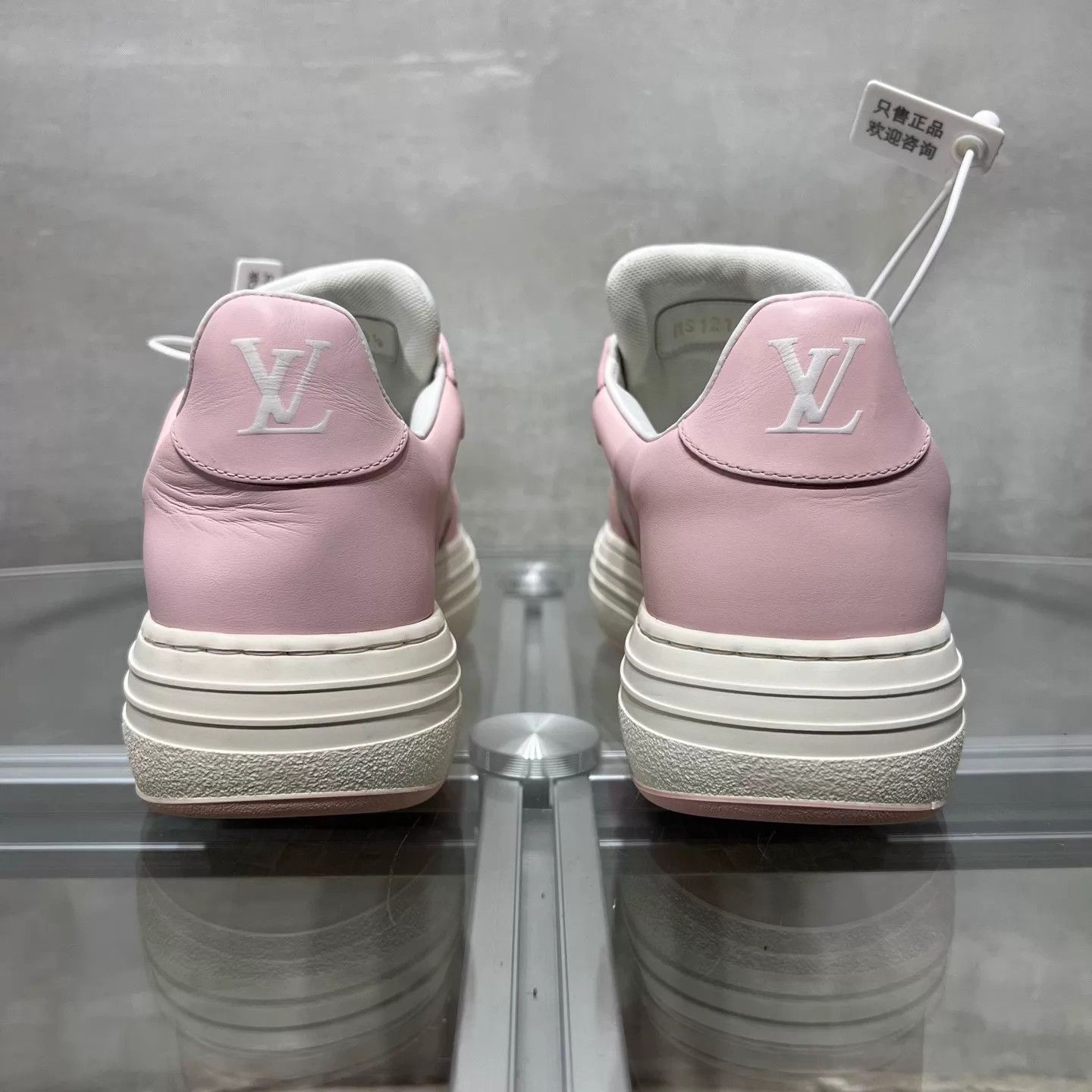 Louis Vuitton LV Pink Monogram Sneaker UK4.5 38.5 YH26859 Size US 8 / IT 38 - 6 Thumbnail