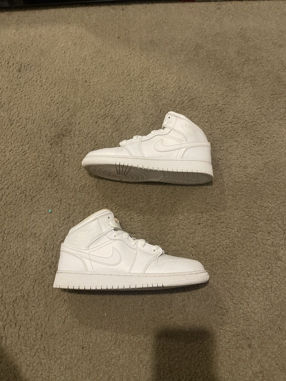Nike Mid Retro 1 GS 6.5y Size US 6.5 / EU 39-40 - 3 Thumbnail