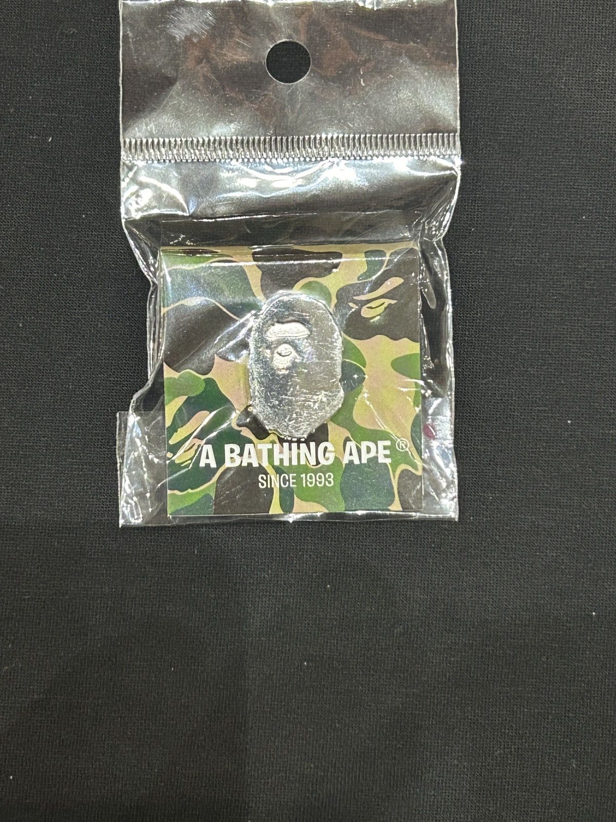 Bape Bape ape head pin silver Size ONE SIZE - 1 Thumbnail